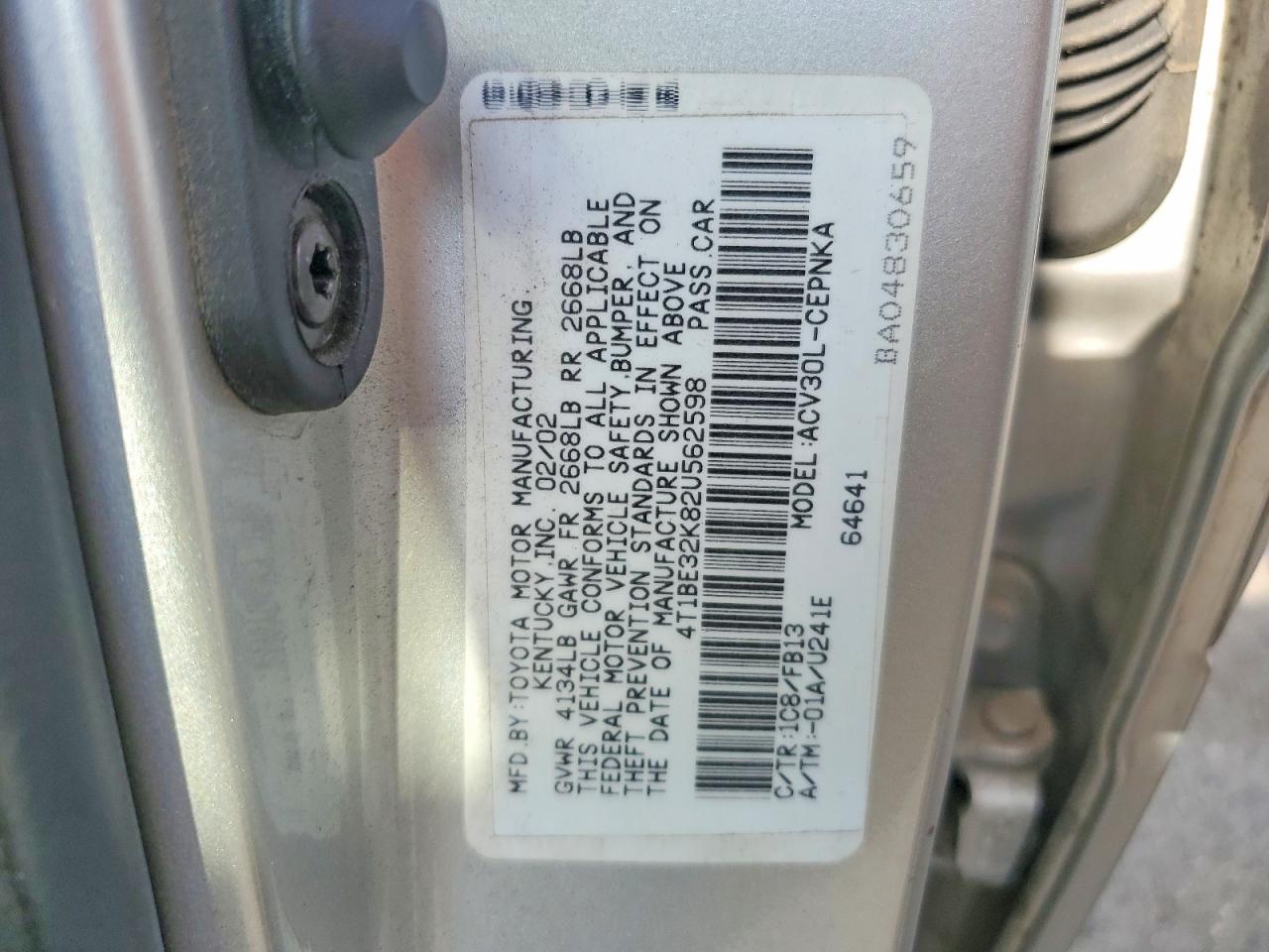 2002 Toyota Camry Le Silver vin: 4T1BE32K82U562598