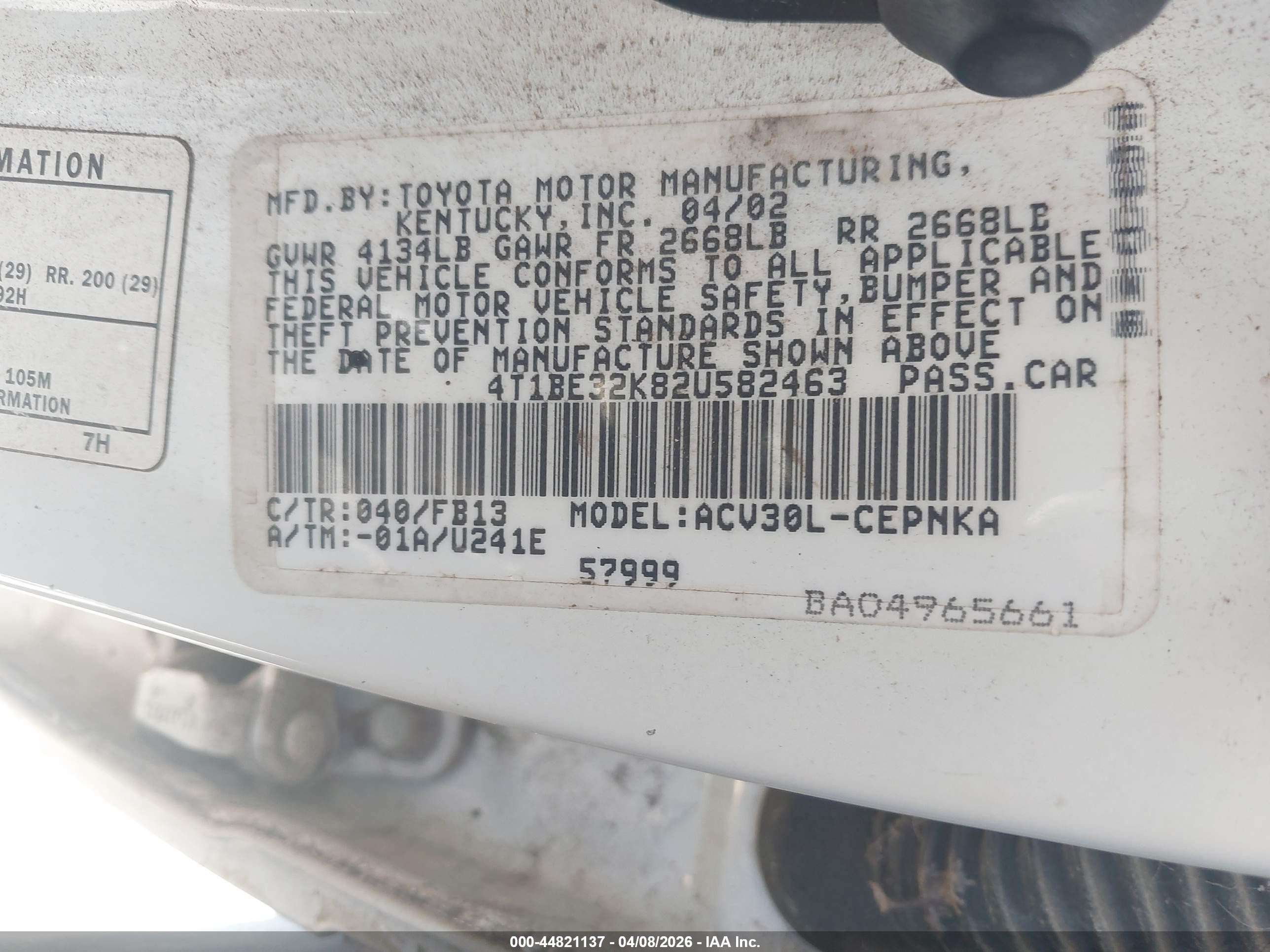 2002 Toyota Camry Le White vin: 4T1BE32K82U582463