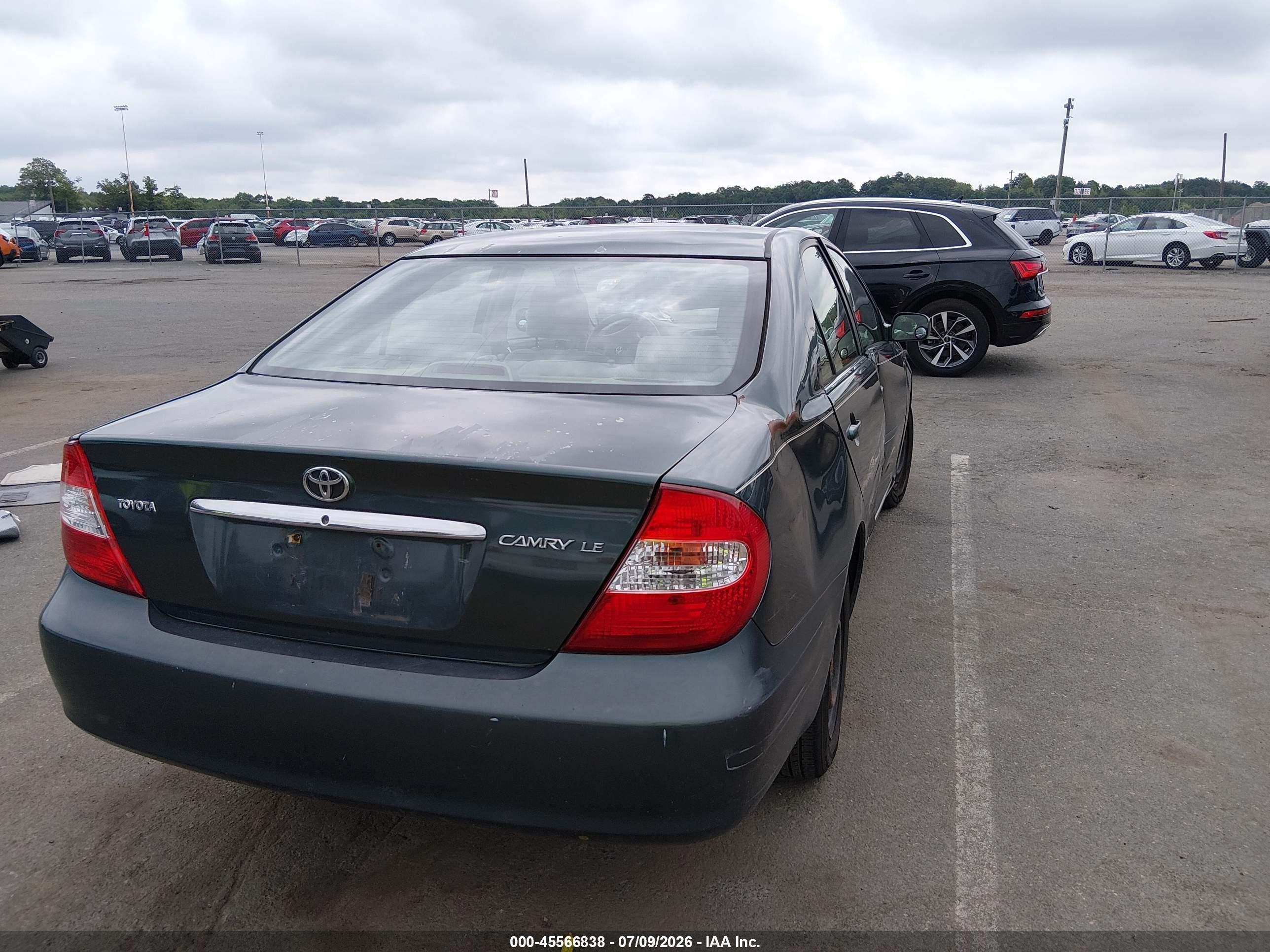 2002 Toyota Camry Le Зеленый vin: 4T1BE32K82U615459