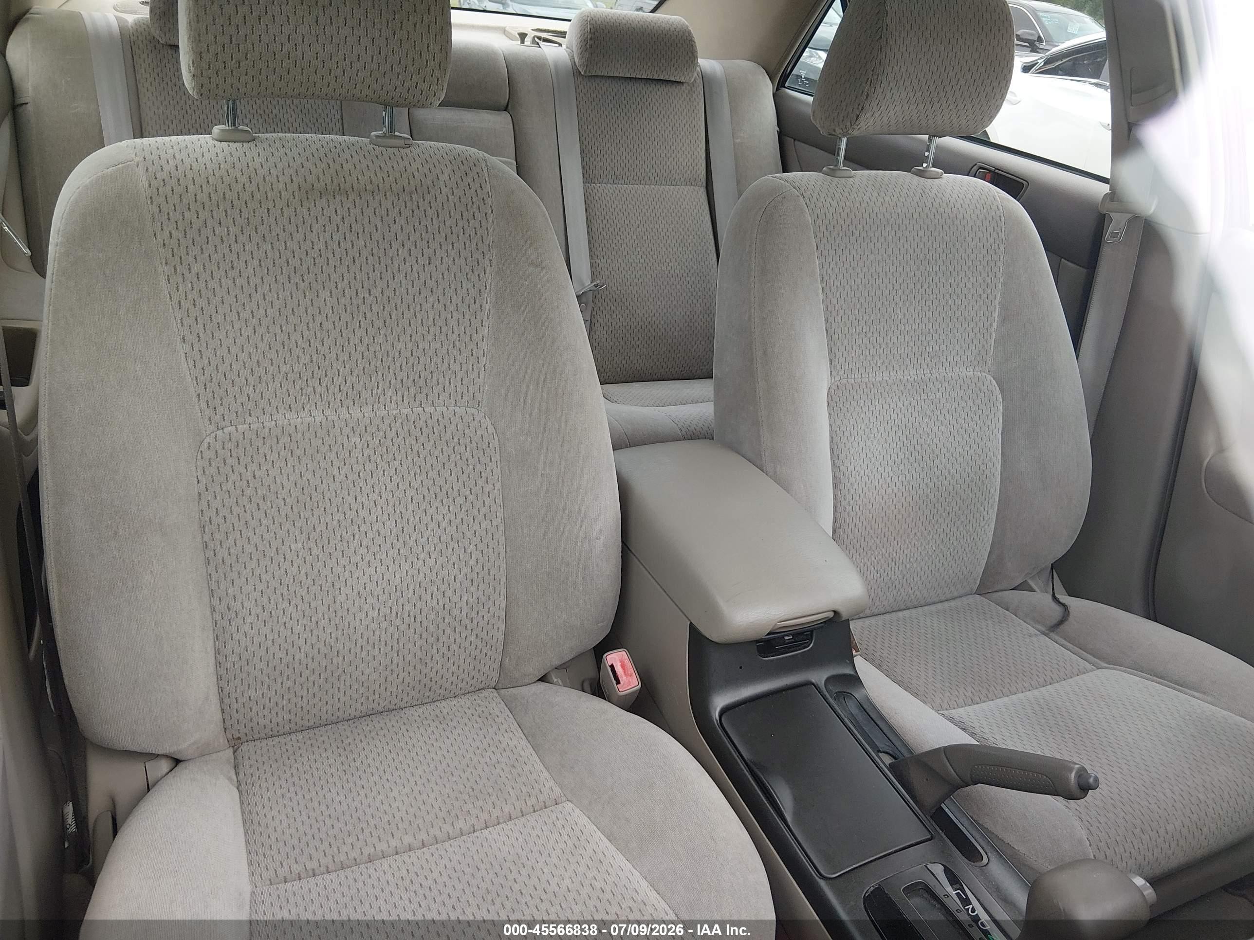 2002 Toyota Camry Le Зеленый vin: 4T1BE32K82U615459