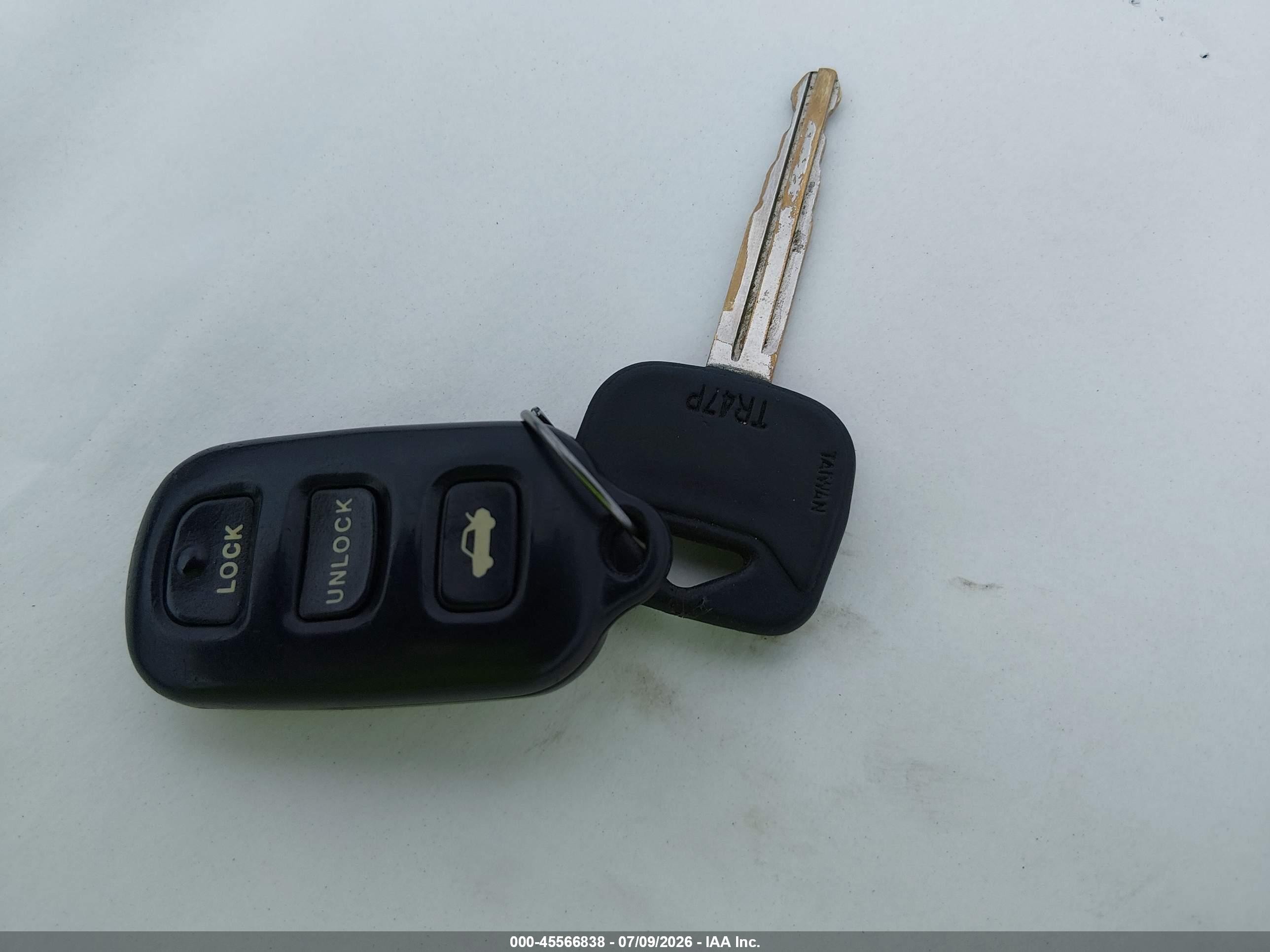 2002 Toyota Camry Le Зеленый vin: 4T1BE32K82U615459