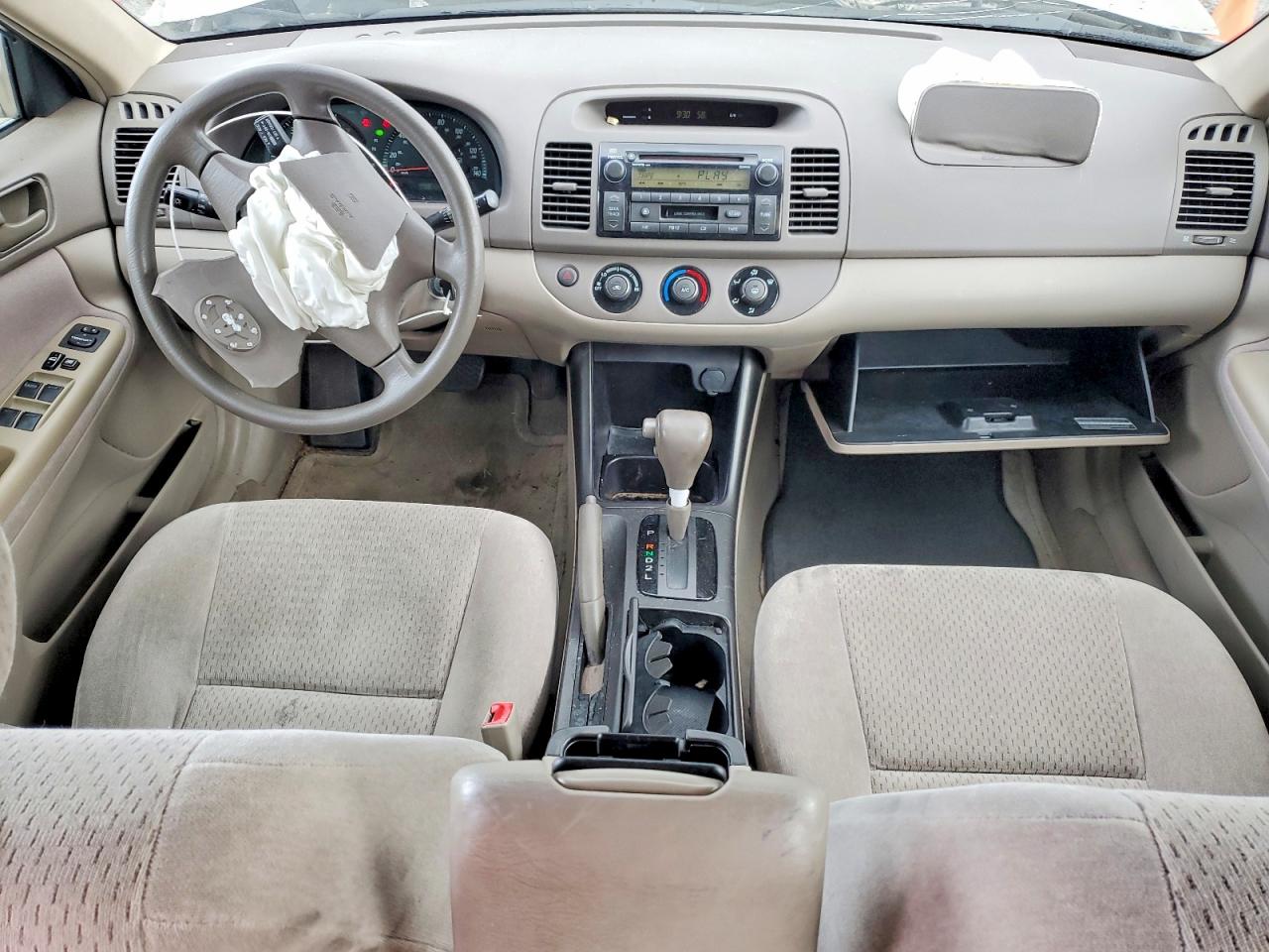 2002 Toyota Camry Le Золотой vin: 4T1BE32K82U637123