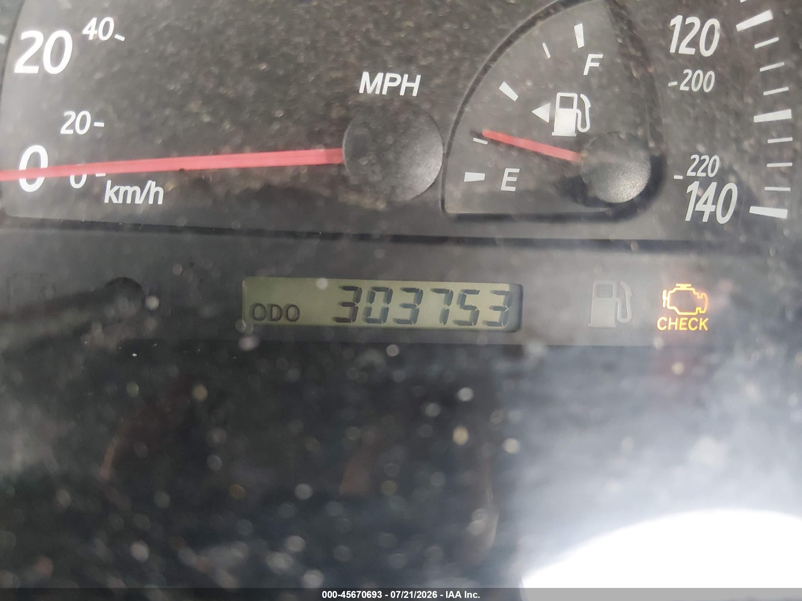 2003 Toyota Camry Le/xle/se Red vin: 4T1BE32K83U151929