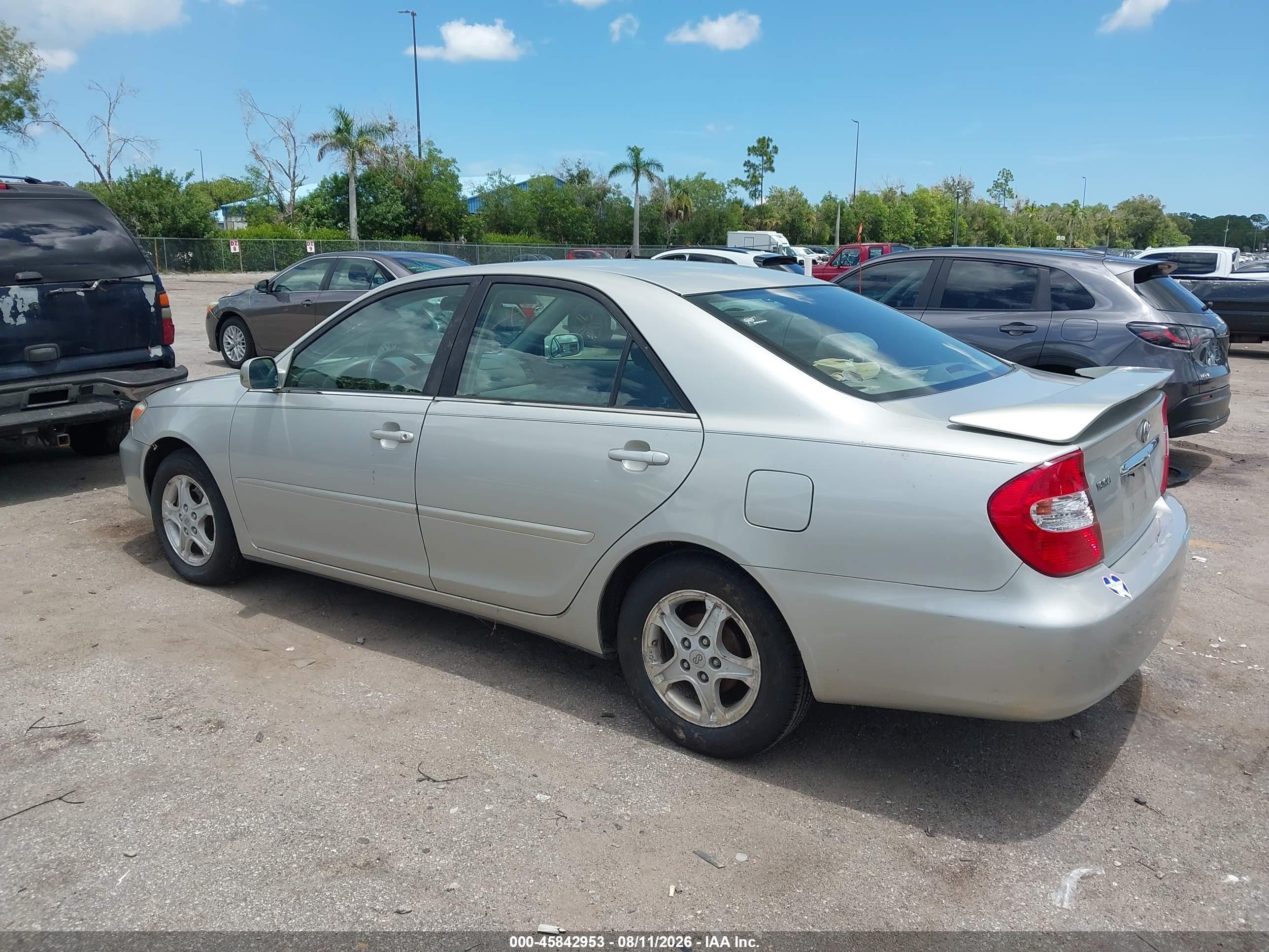 2003 Toyota Camry Le Silver vin: 4T1BE32K83U165426