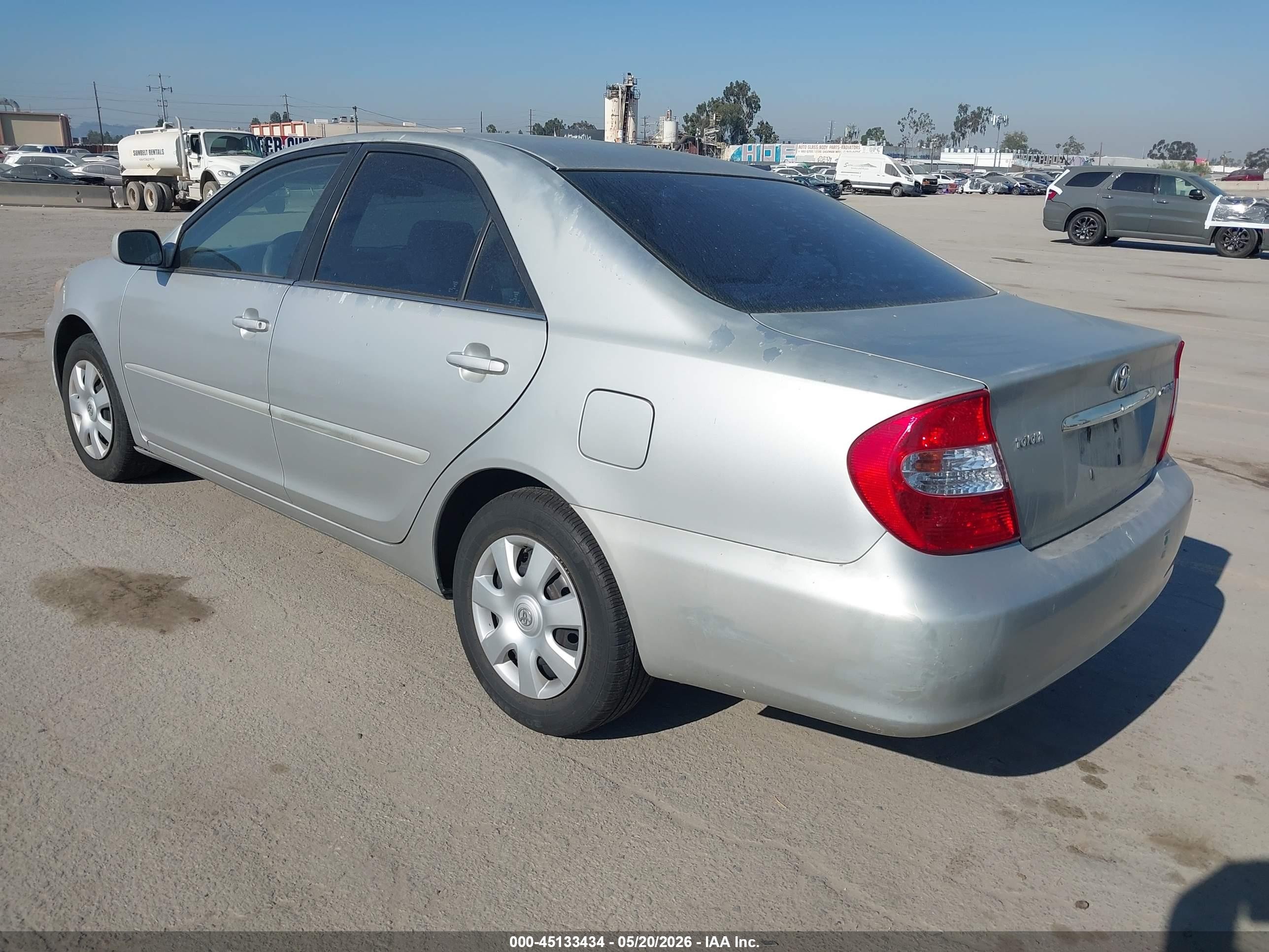 2003 Toyota Camry Le Silver vin: 4T1BE32K83U176703