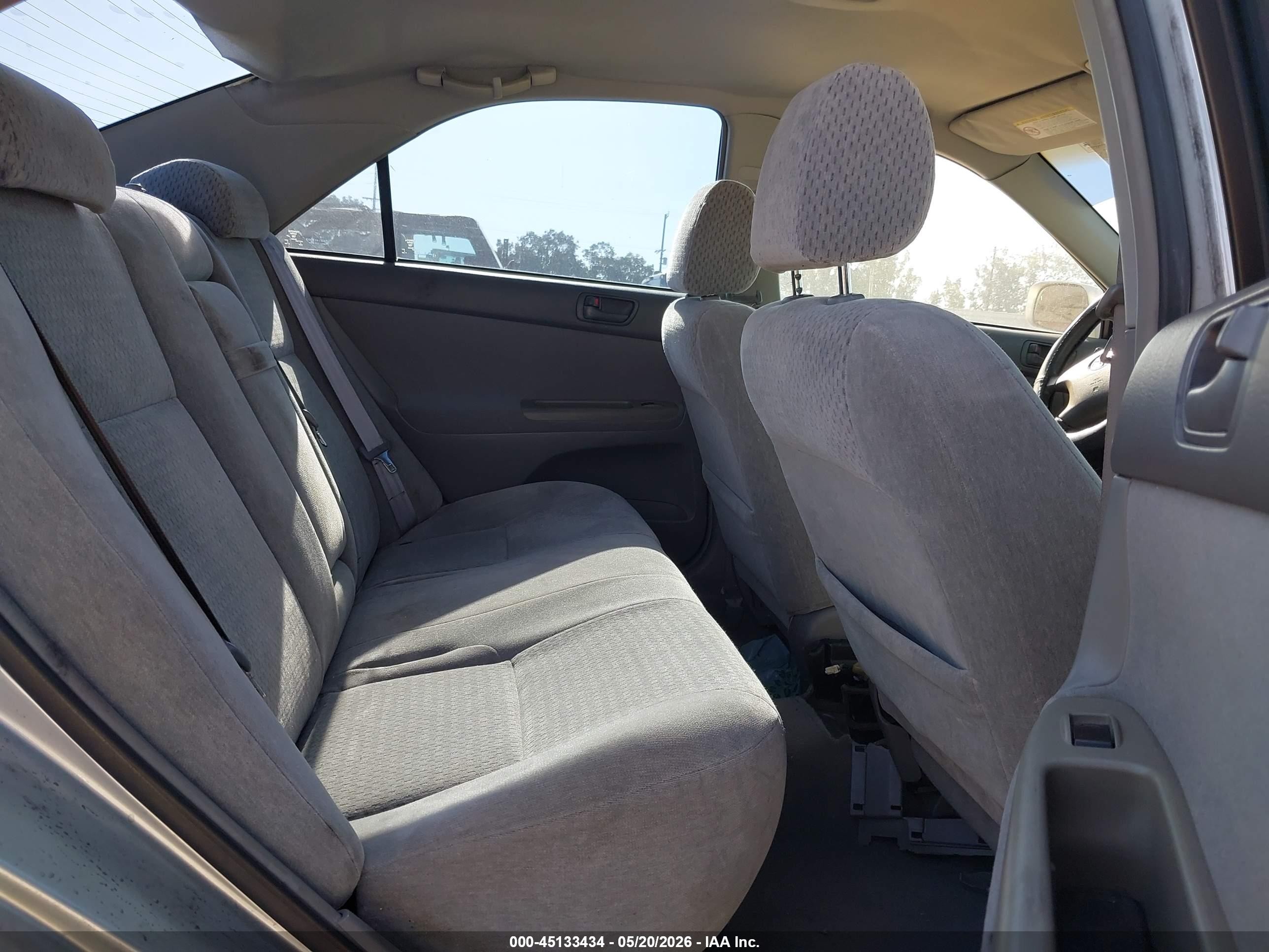 2003 Toyota Camry Le Silver vin: 4T1BE32K83U176703