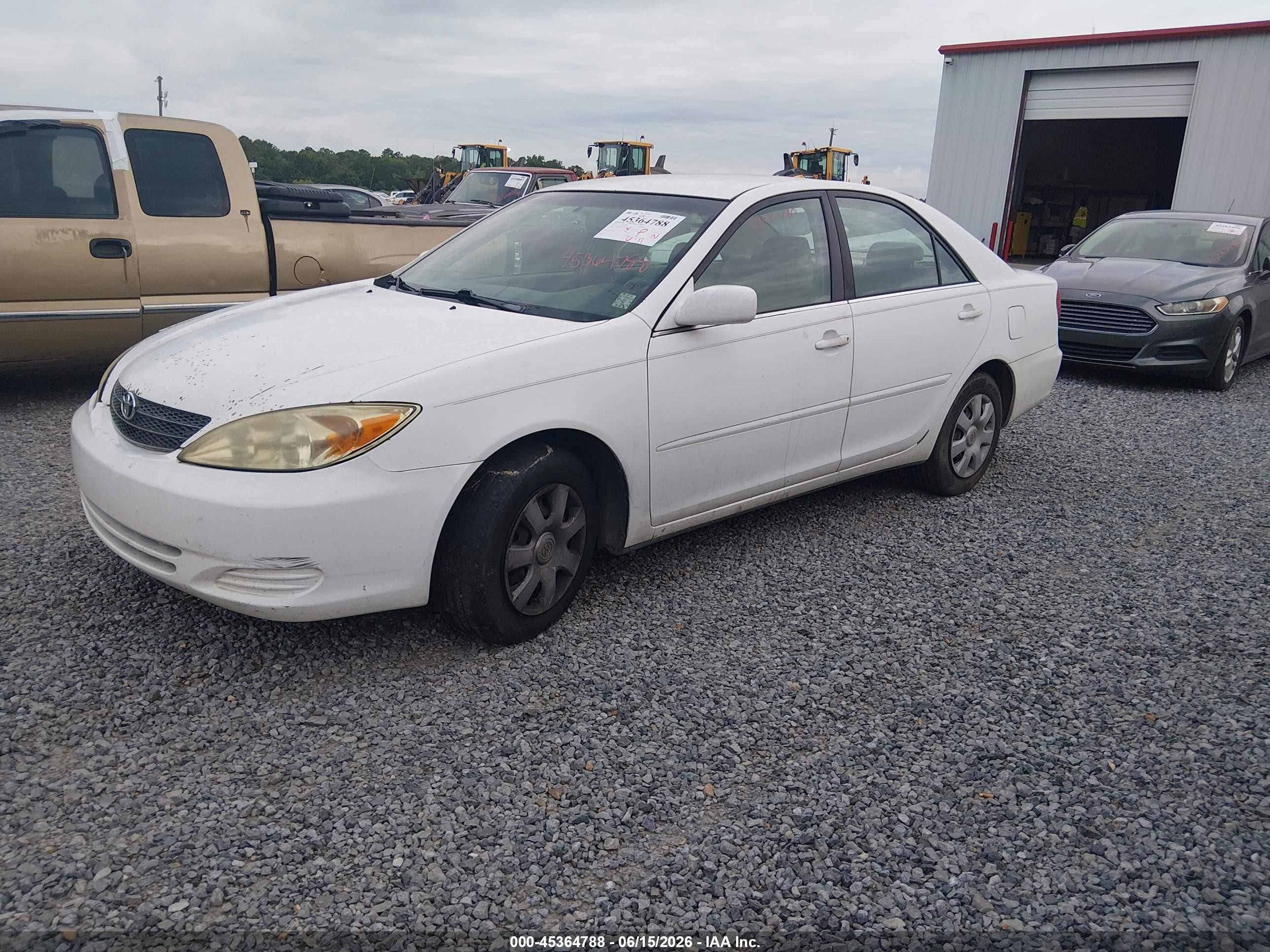 2003 Toyota Camry Le White vin: 4T1BE32K83U182792