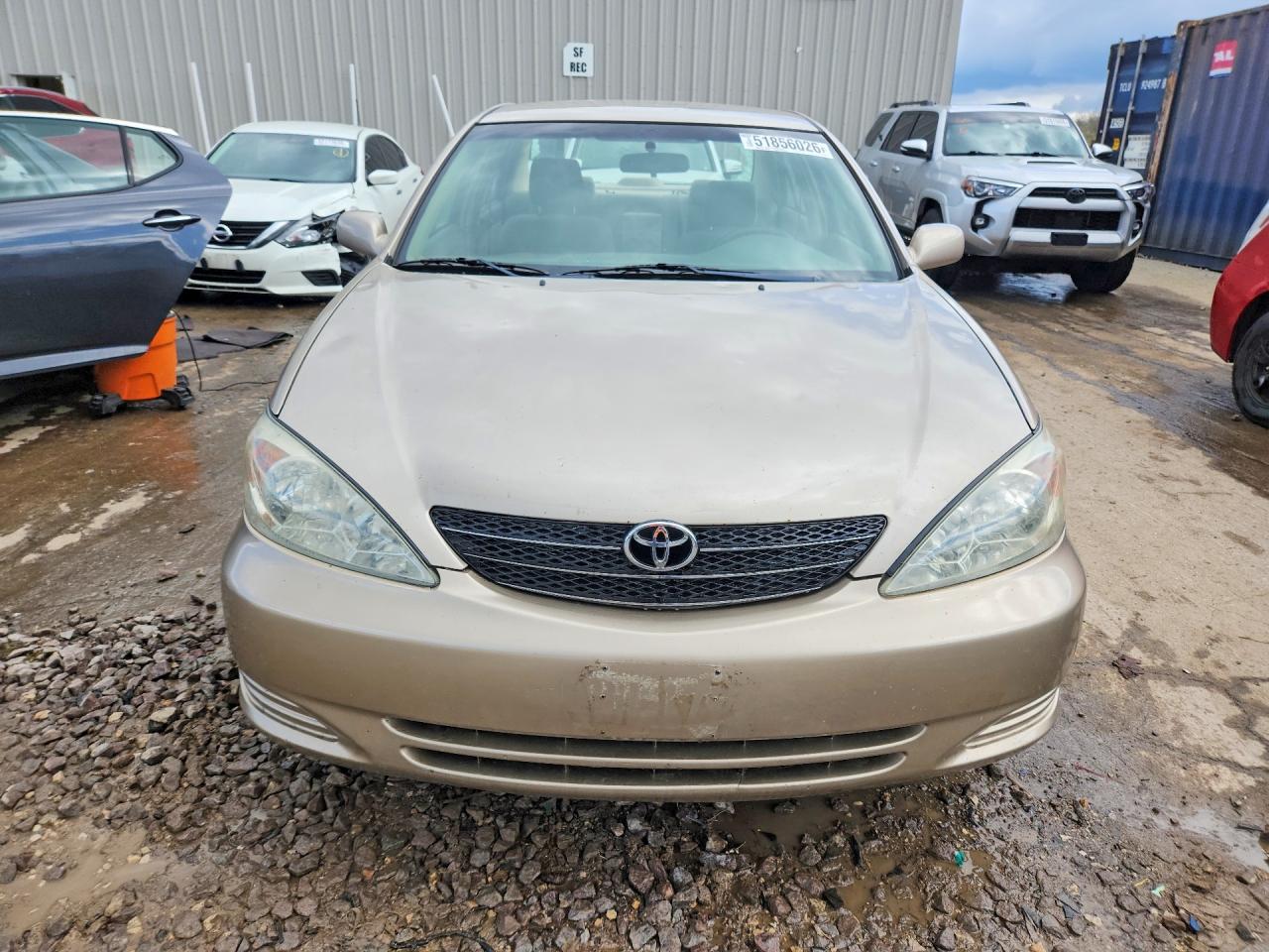 2003 Toyota Camry Le Gold vin: 4T1BE32K83U214334