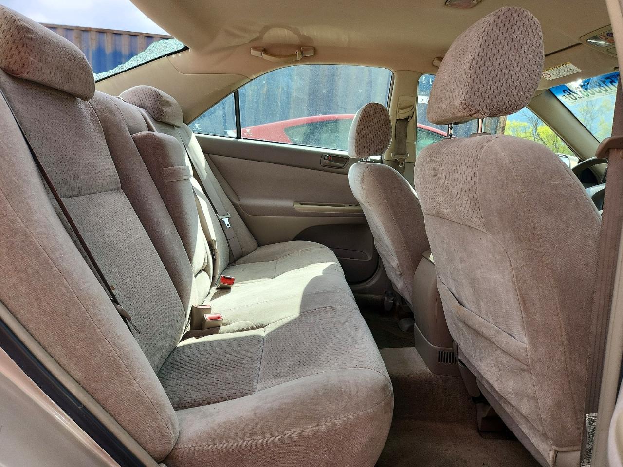 2003 Toyota Camry Le Gold vin: 4T1BE32K83U214334
