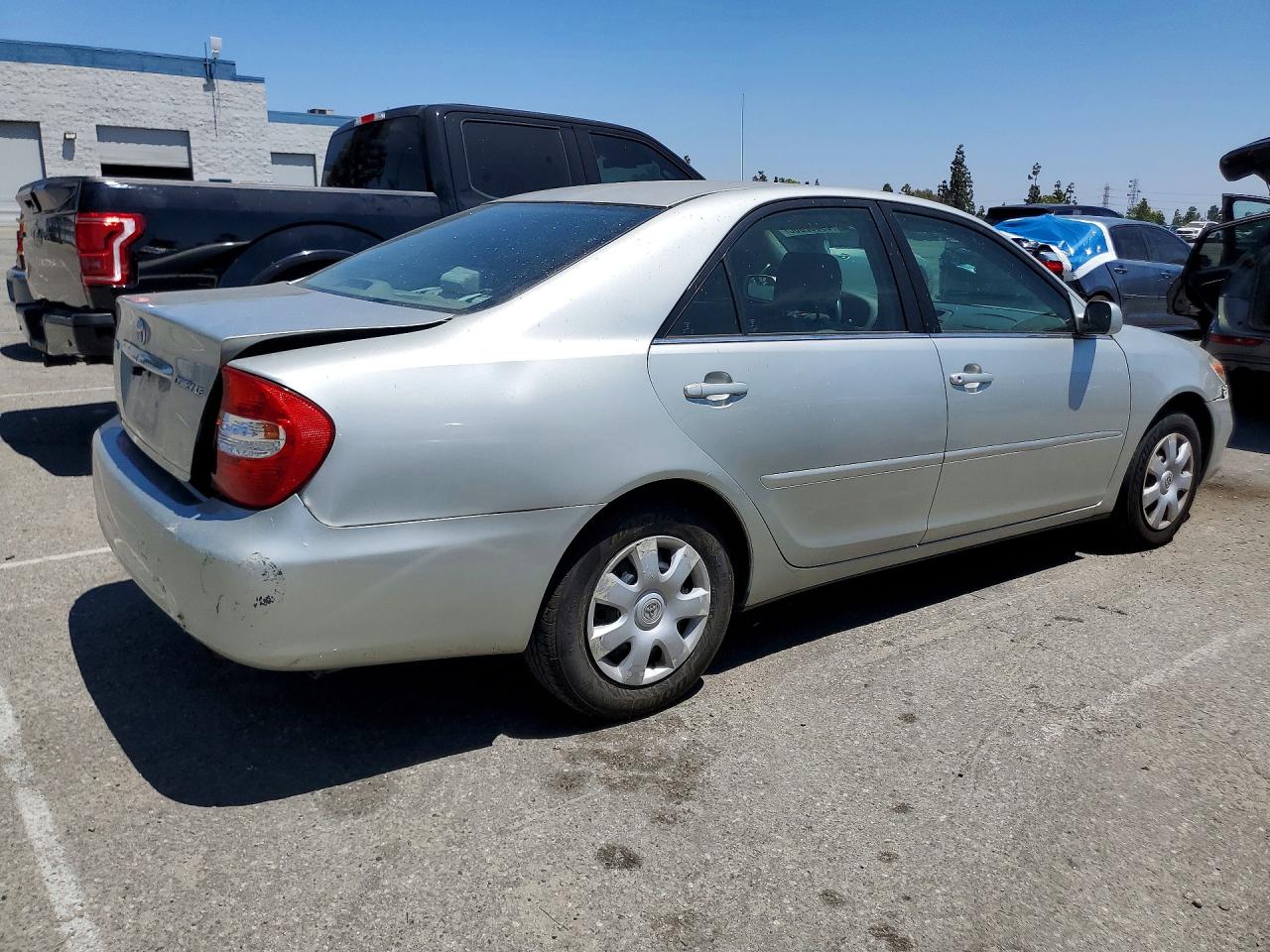 2003 Toyota Camry Le Silver vin: 4T1BE32K83U710346