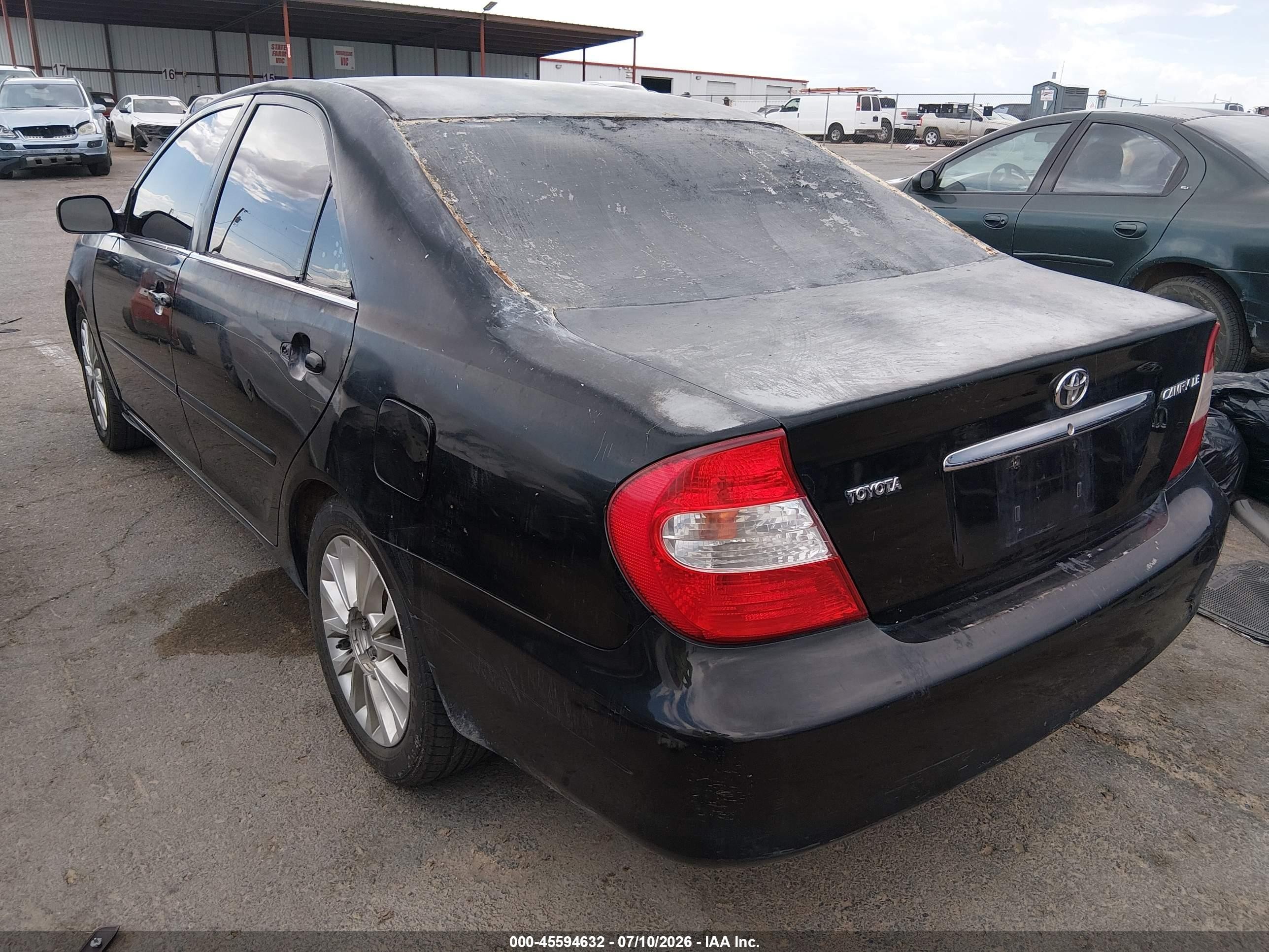 2004 Toyota Camry Le Черный vin: 4T1BE32K84U280643