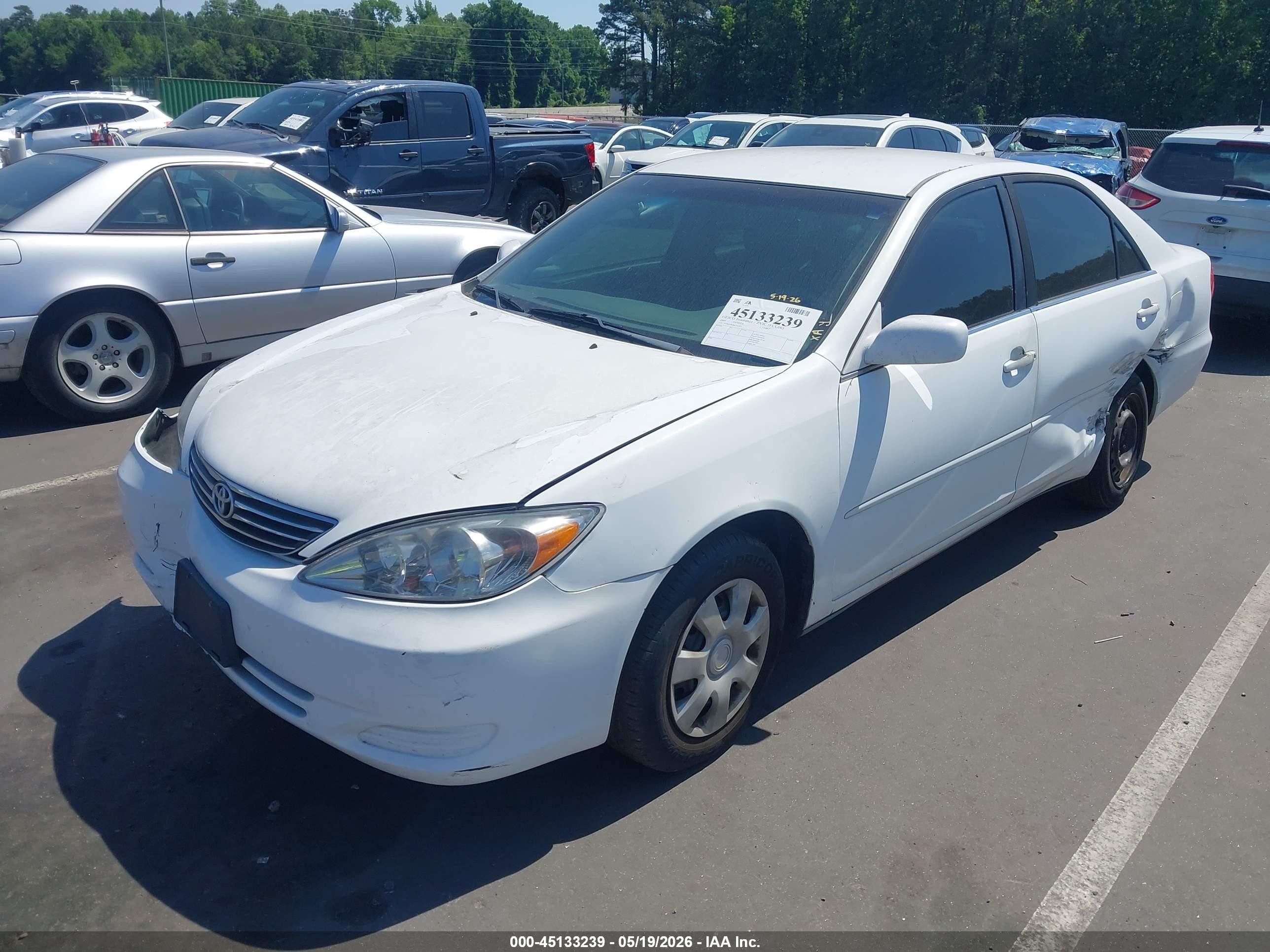 2004 Toyota Camry Le White vin: 4T1BE32K84U312975