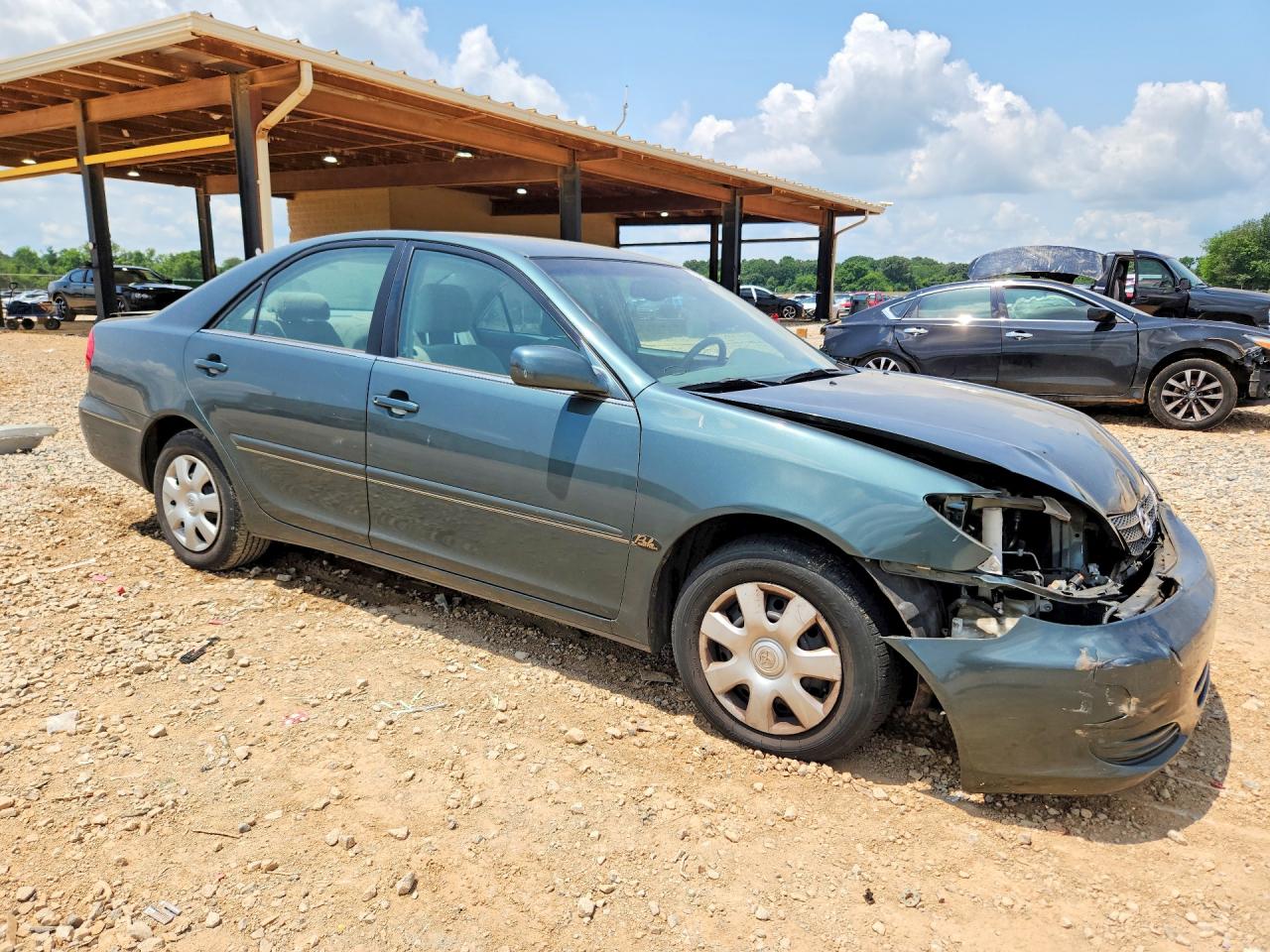 2004 Toyota Camry Le Green vin: 4T1BE32K84U331980