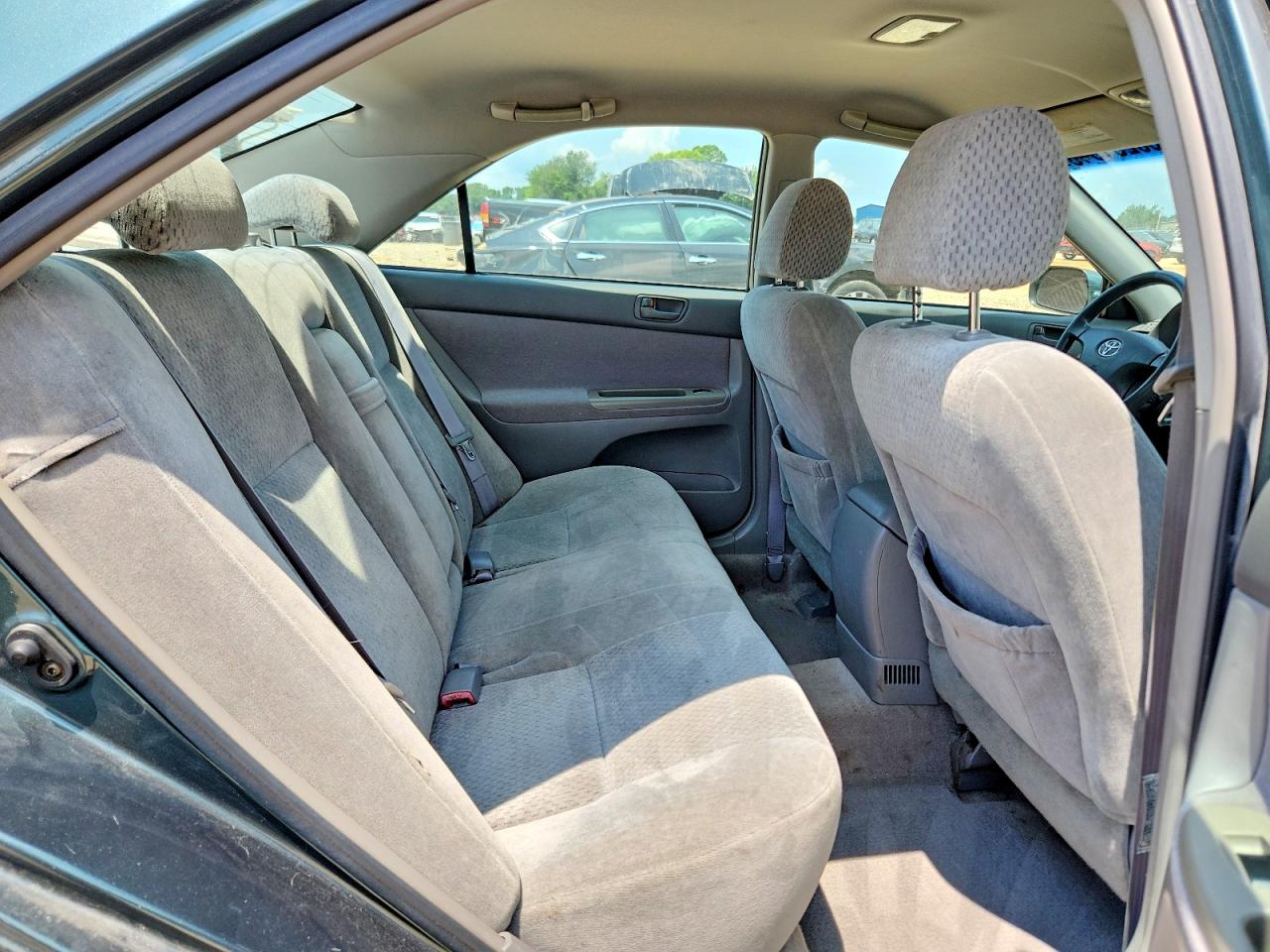 2004 Toyota Camry Le Green vin: 4T1BE32K84U331980