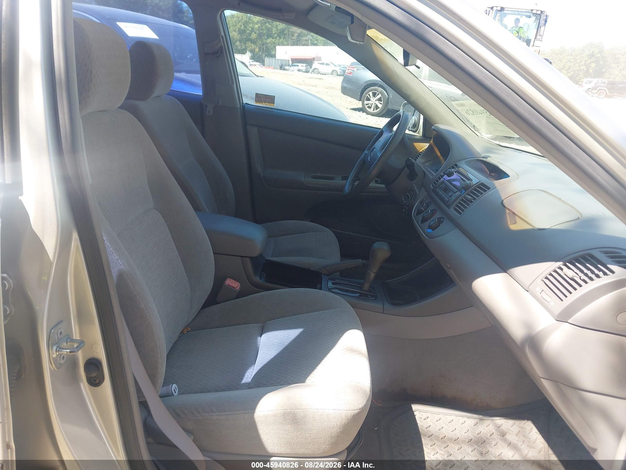 2004 Toyota Camry Le Серый vin: 4T1BE32K84U864542