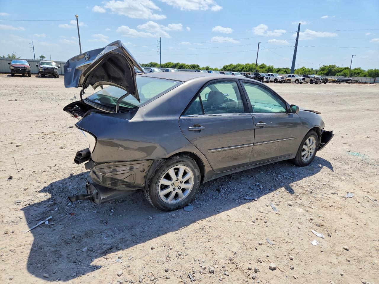 2004 Toyota Camry Xle Gray vin: 4T1BE32K84U892695