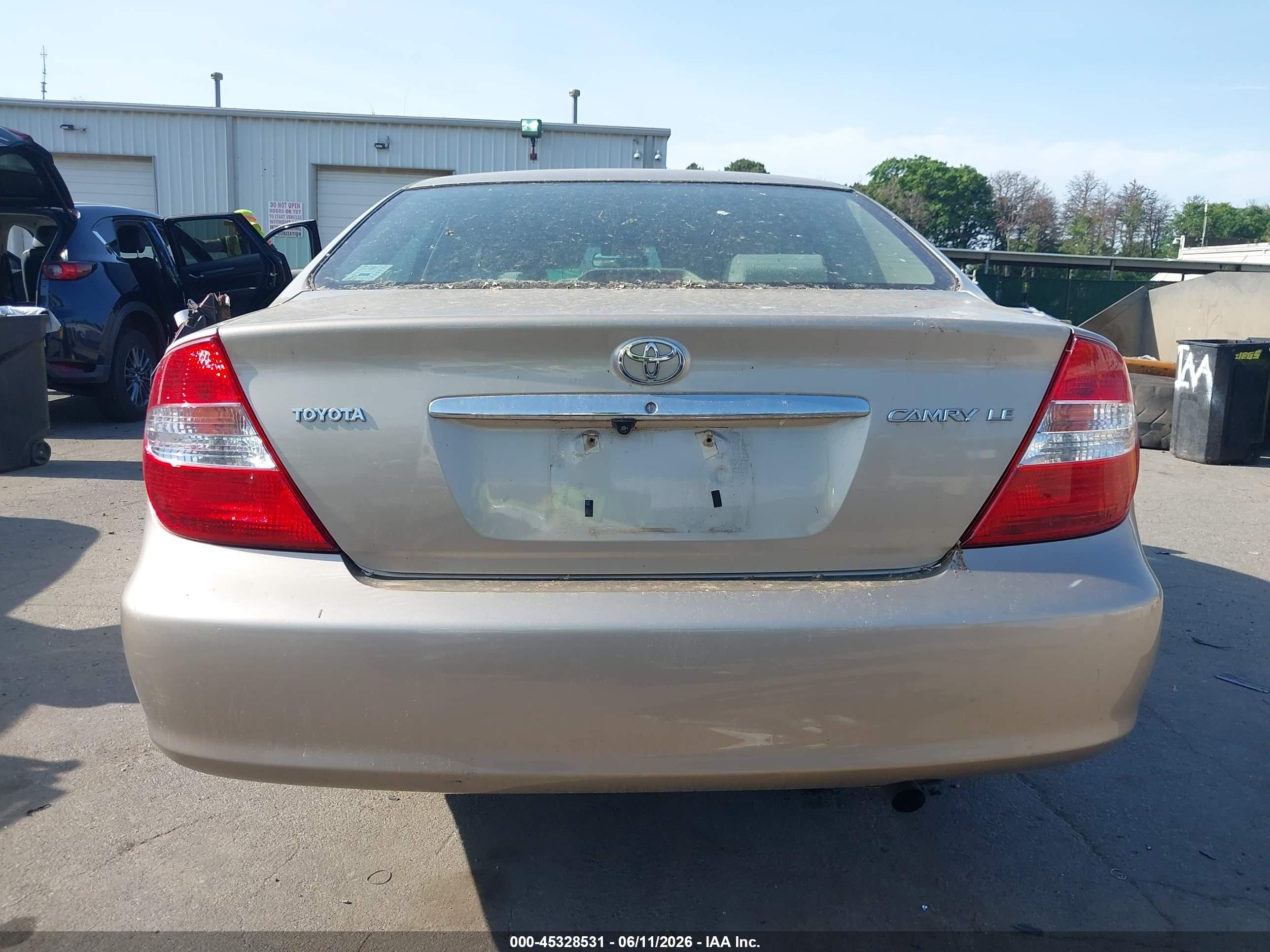 2004 Toyota Camry Le Champagne vin: 4T1BE32K84U931396