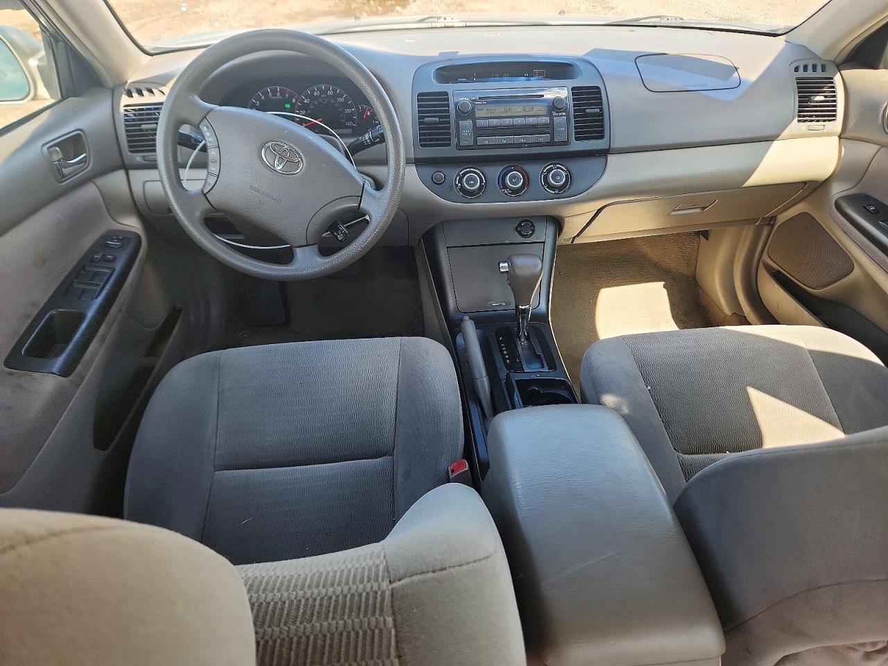 2005 Toyota Camry Le Tan vin: 4T1BE32K85U023452