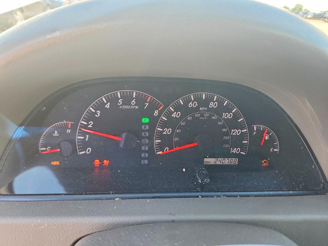 2005 Toyota Camry Le Tan vin: 4T1BE32K85U023452
