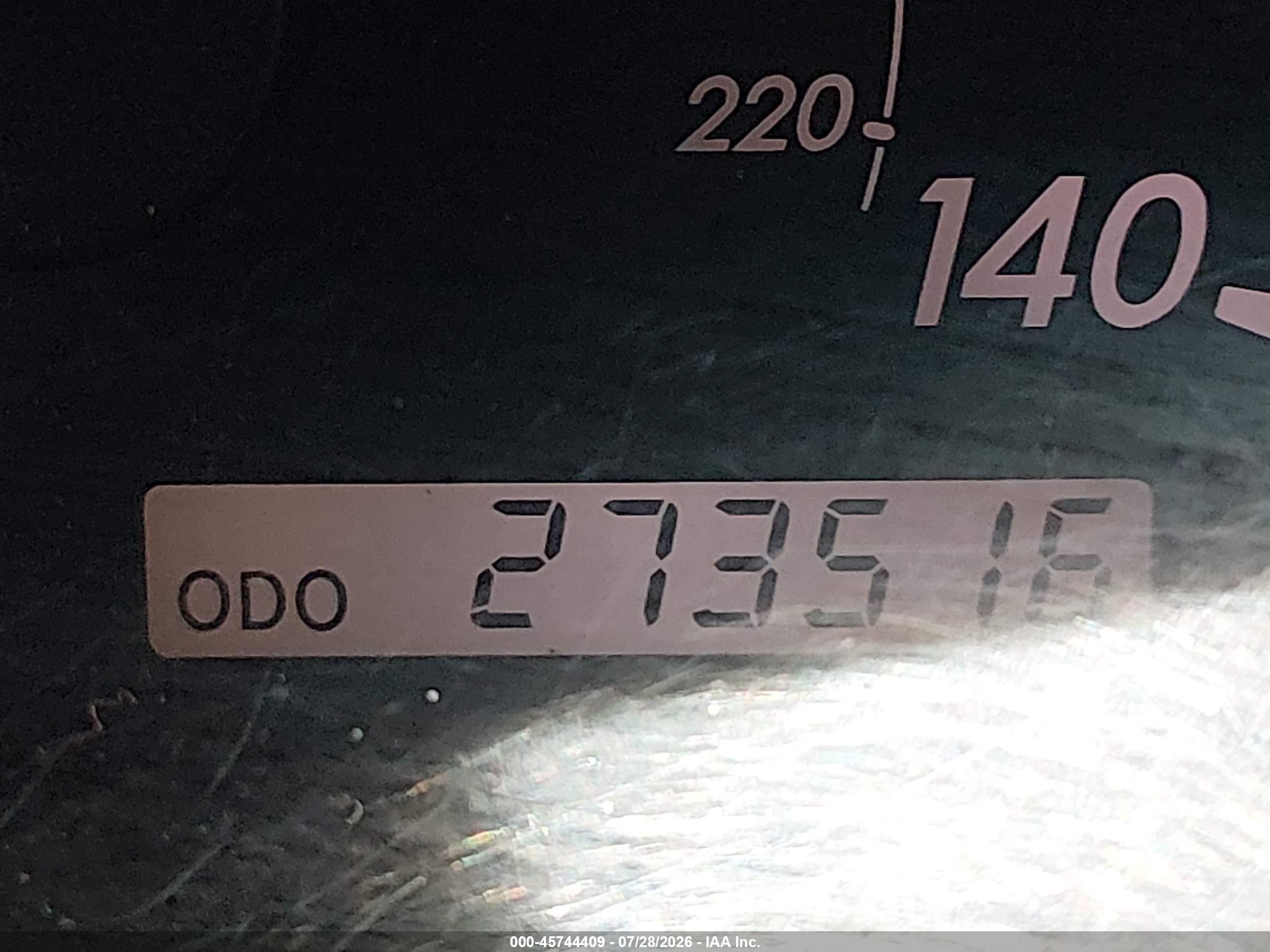 2005 Toyota Camry Le Red vin: 4T1BE32K85U053681