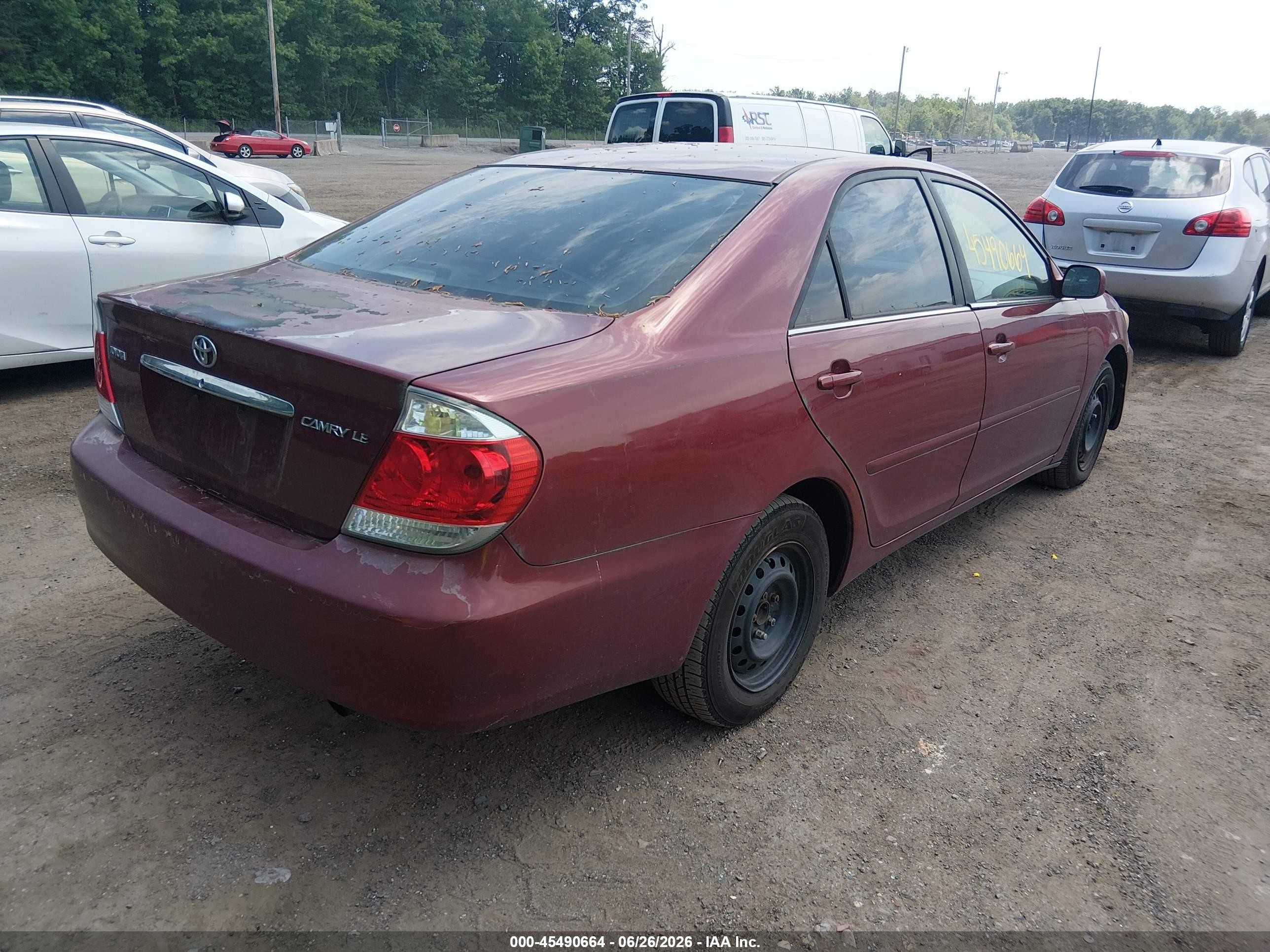 2005 Toyota Camry Le Burgundy vin: 4T1BE32K85U056368