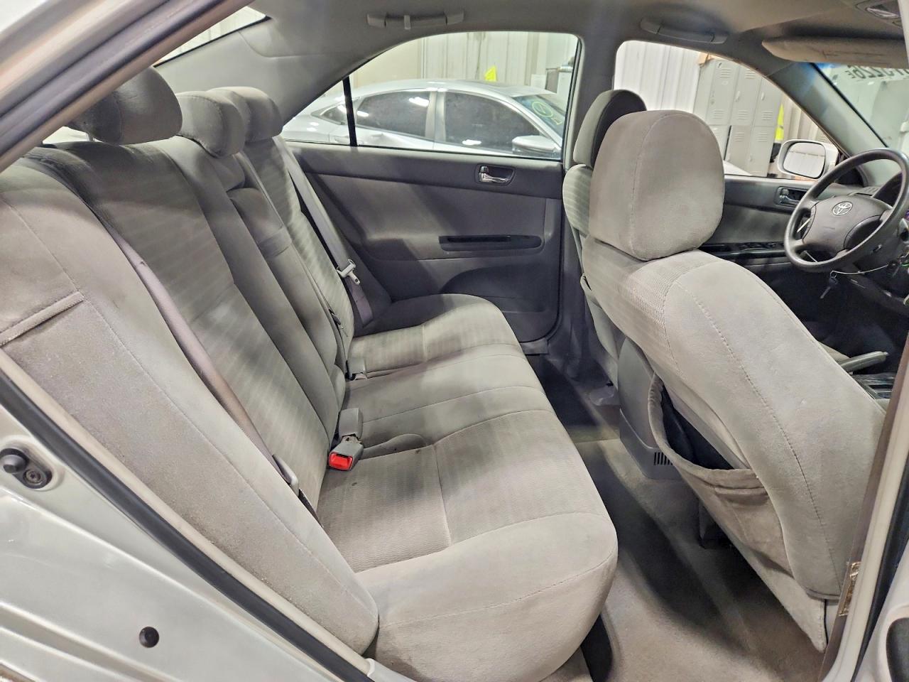 2005 Toyota Camry Le Серый vin: 4T1BE32K85U069444