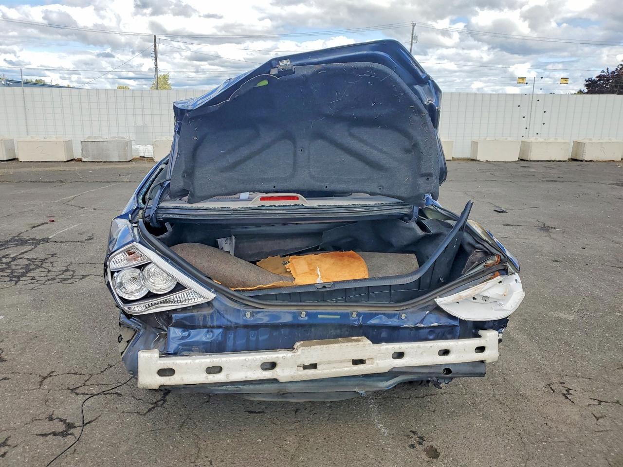 2005 Toyota Camry Le Синий vin: 4T1BE32K85U073297