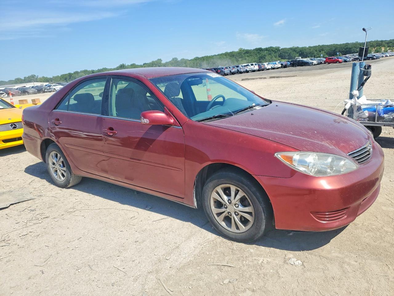 2005 Toyota Camry Le Бордовый vin: 4T1BE32K85U080797