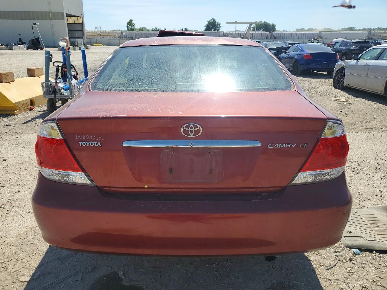 2005 Toyota Camry Le Бордовый vin: 4T1BE32K85U080797