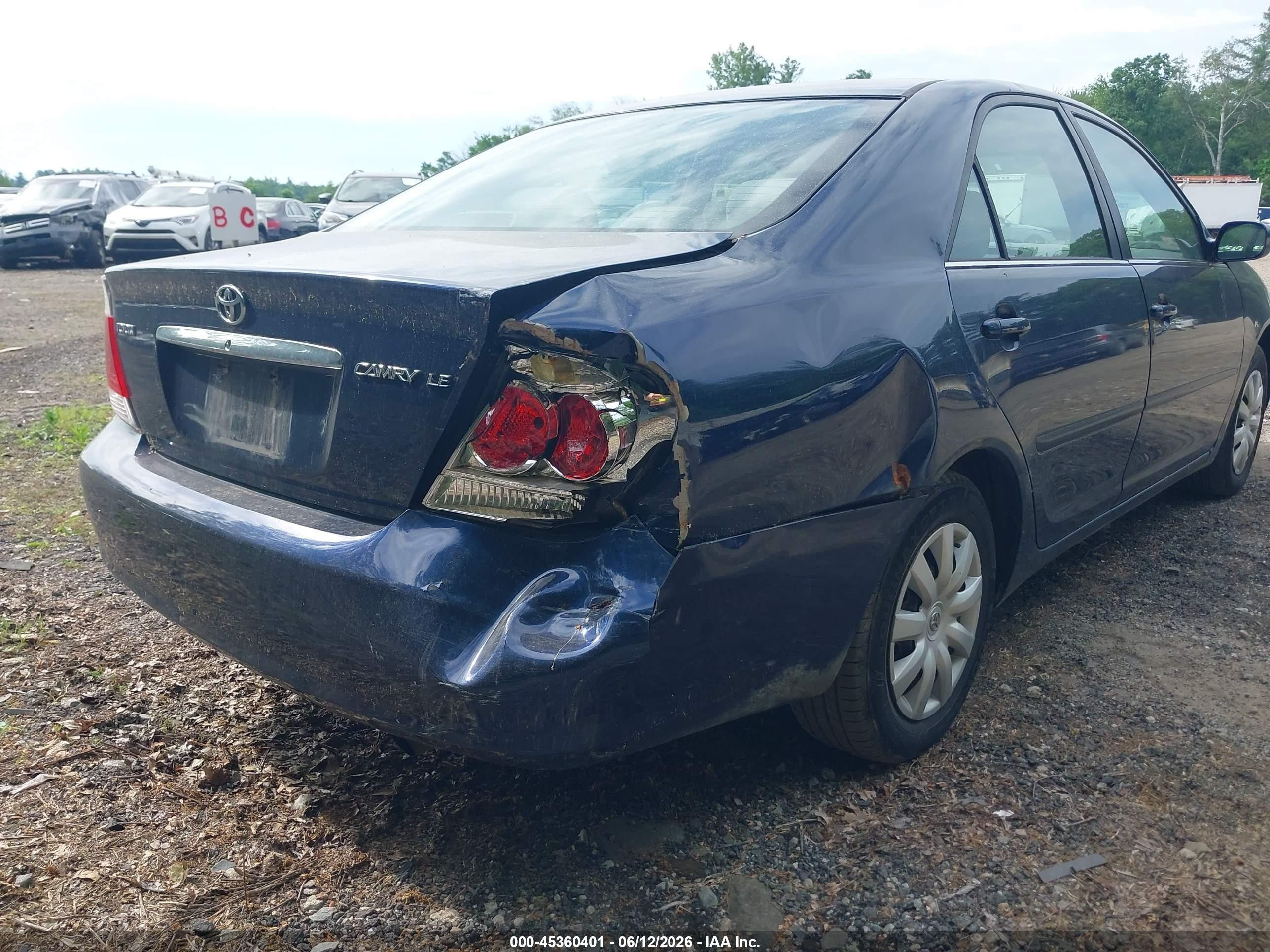 2005 Toyota Camry Le Синий vin: 4T1BE32K85U092304
