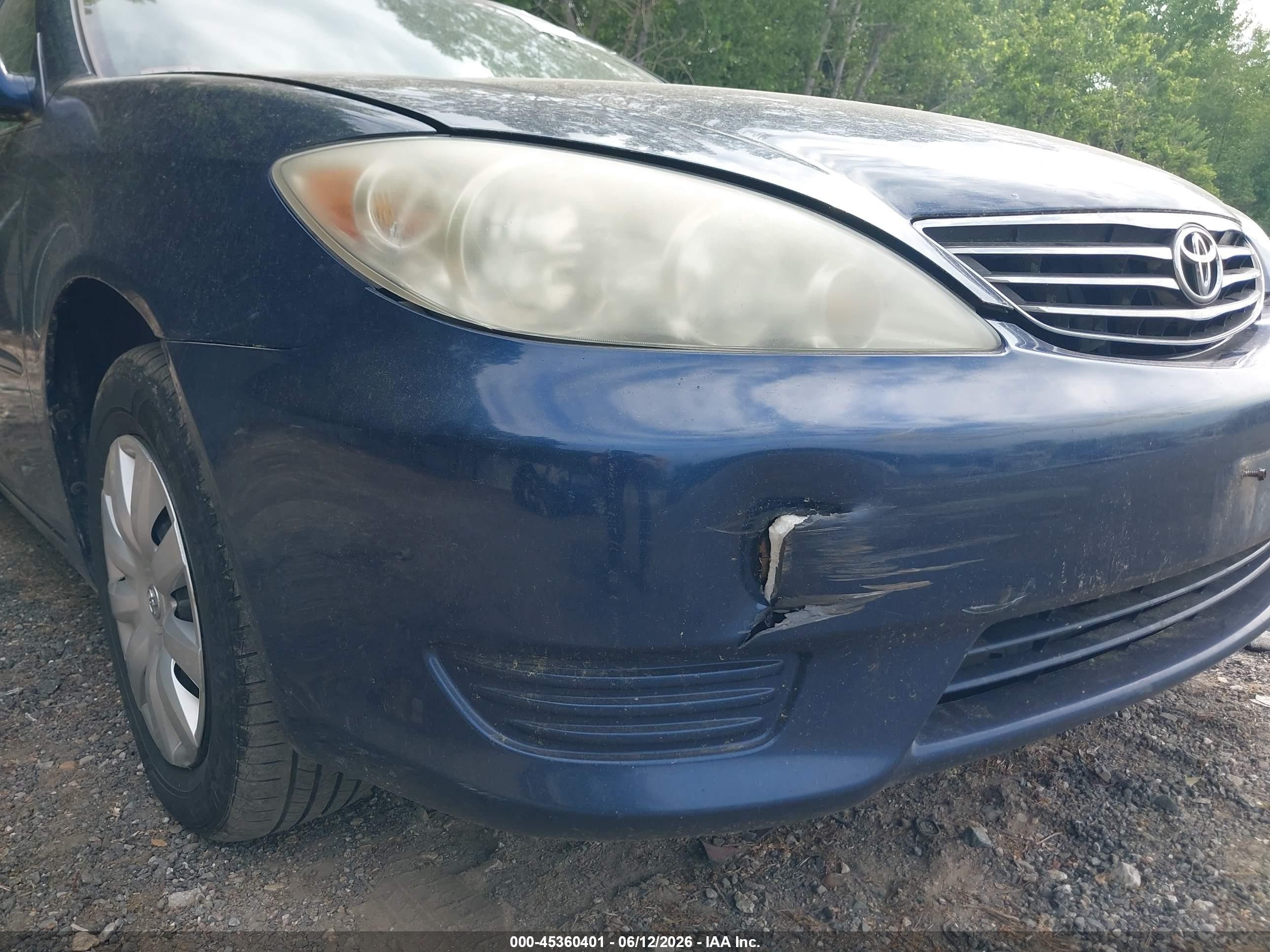 2005 Toyota Camry Le Синий vin: 4T1BE32K85U092304