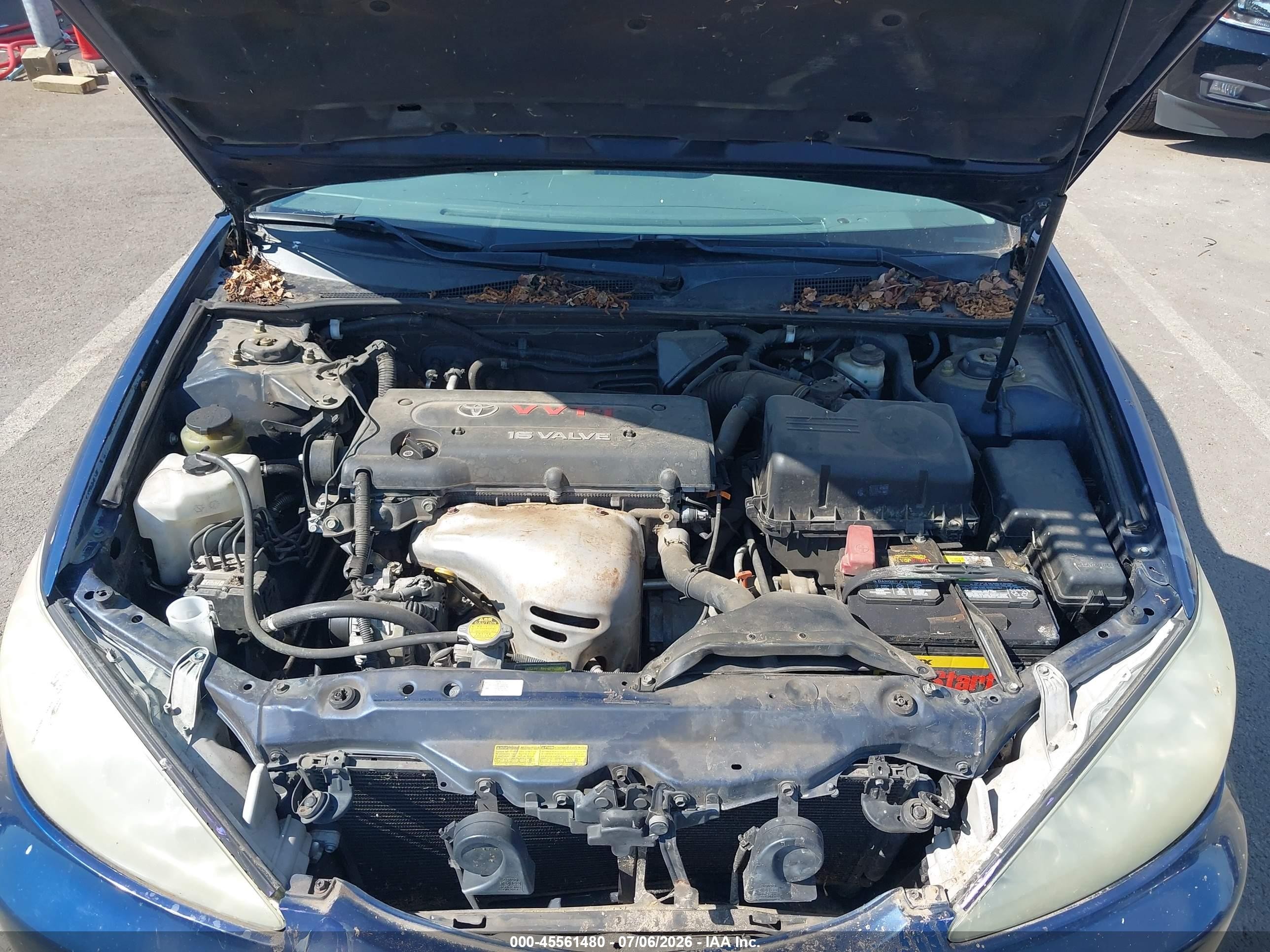 2005 Toyota Camry Le Blue vin: 4T1BE32K85U381344