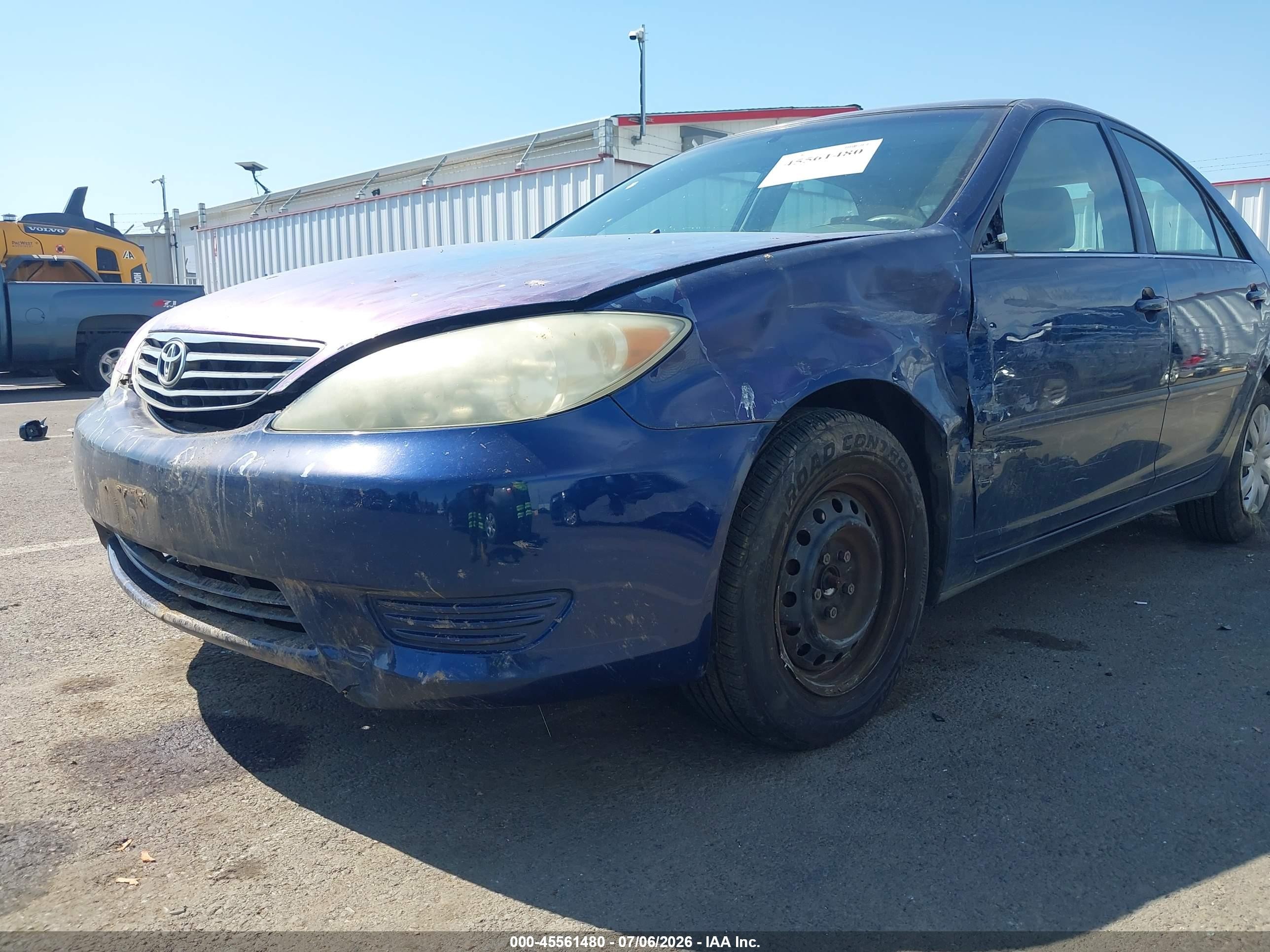 2005 Toyota Camry Le Blue vin: 4T1BE32K85U381344