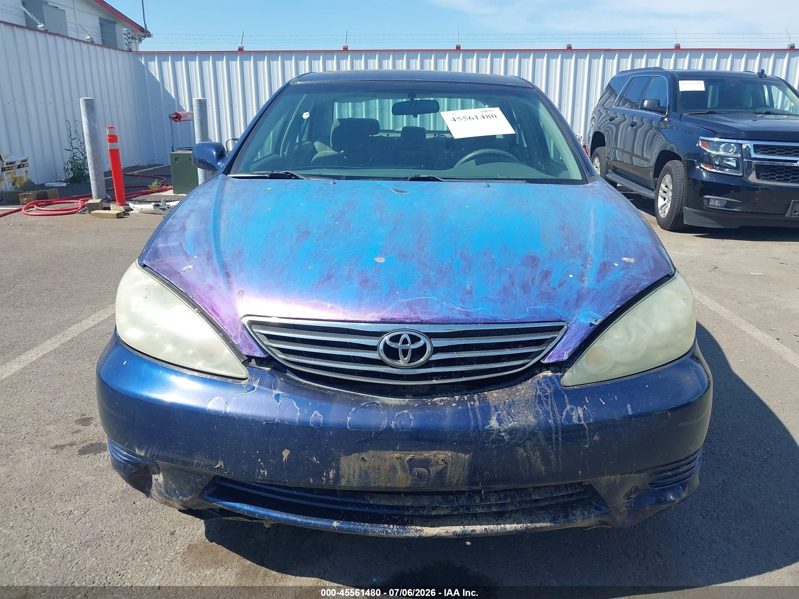 2005 Toyota Camry Le Blue vin: 4T1BE32K85U381344