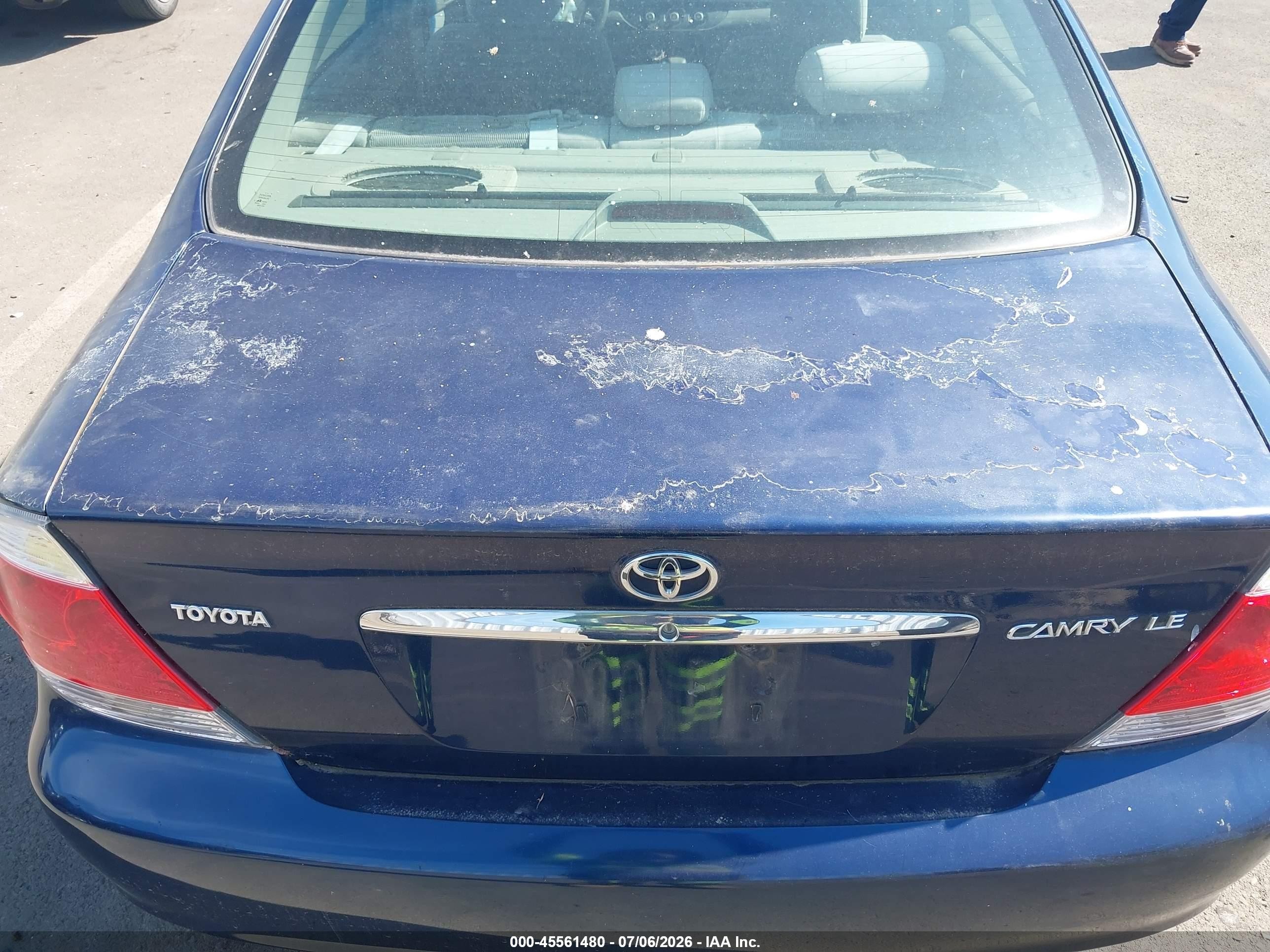 2005 Toyota Camry Le Blue vin: 4T1BE32K85U381344