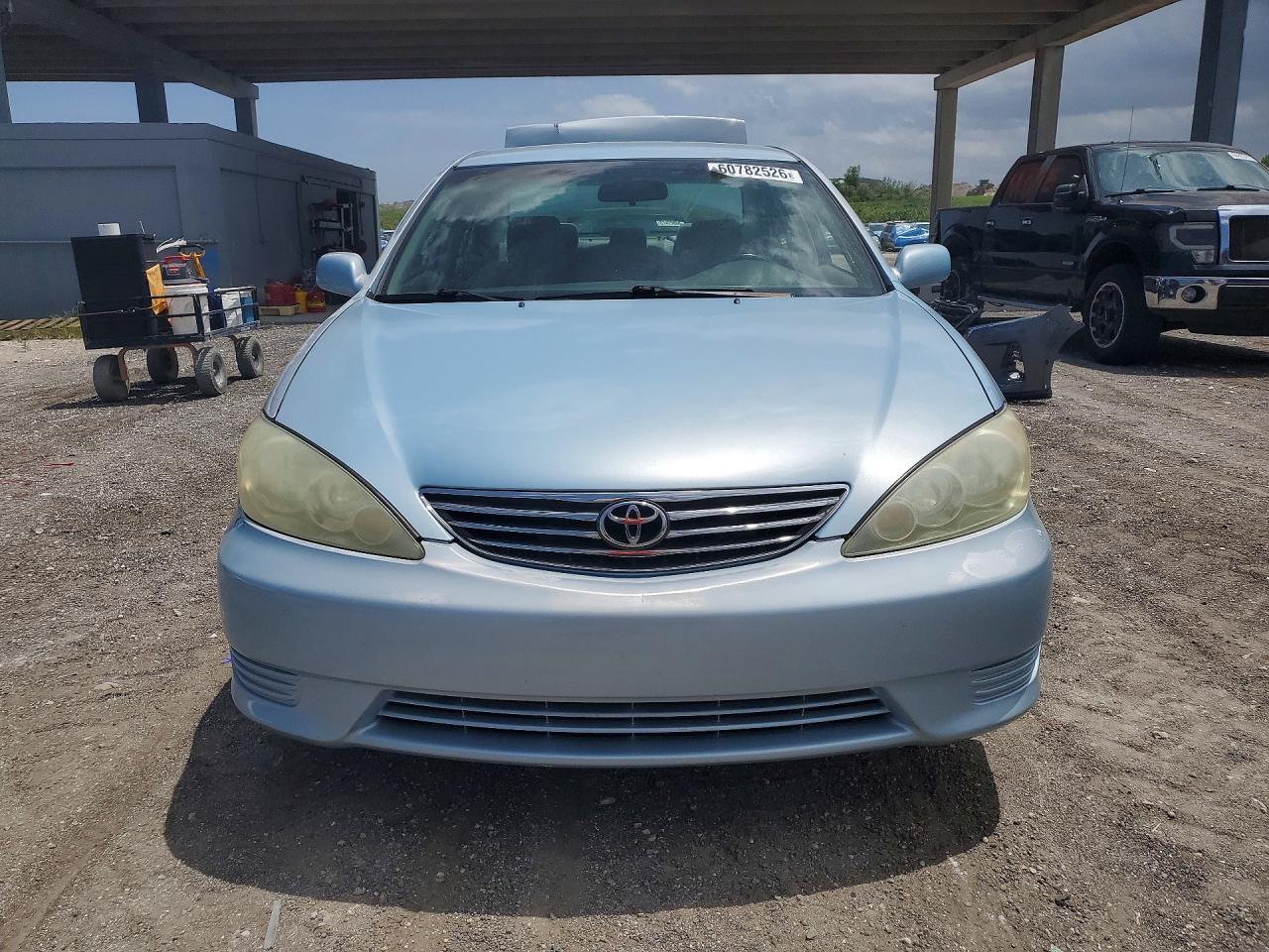 2005 Toyota Camry Le Turquoise vin: 4T1BE32K85U516418
