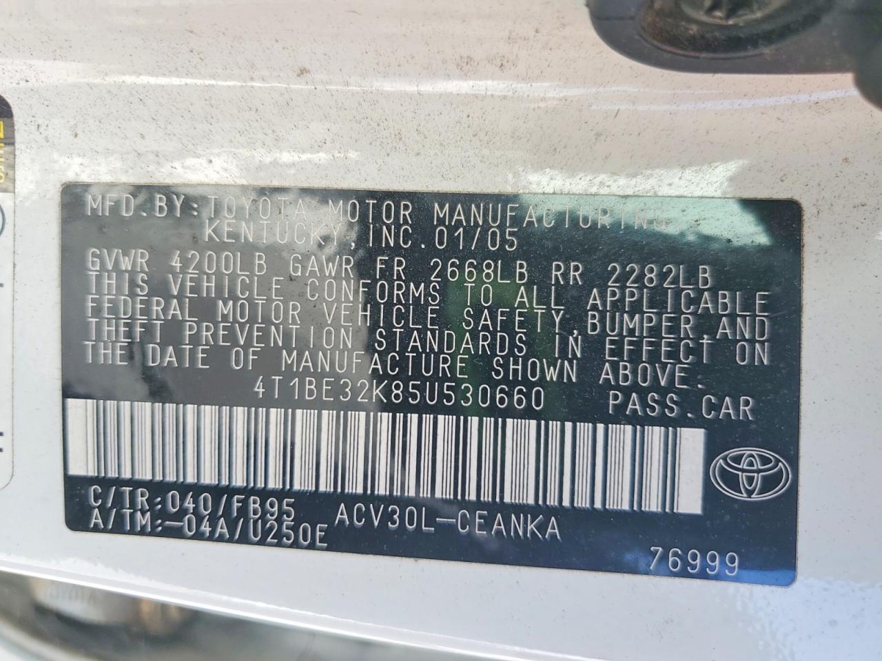 2005 Toyota Camry Le White vin: 4T1BE32K85U530660