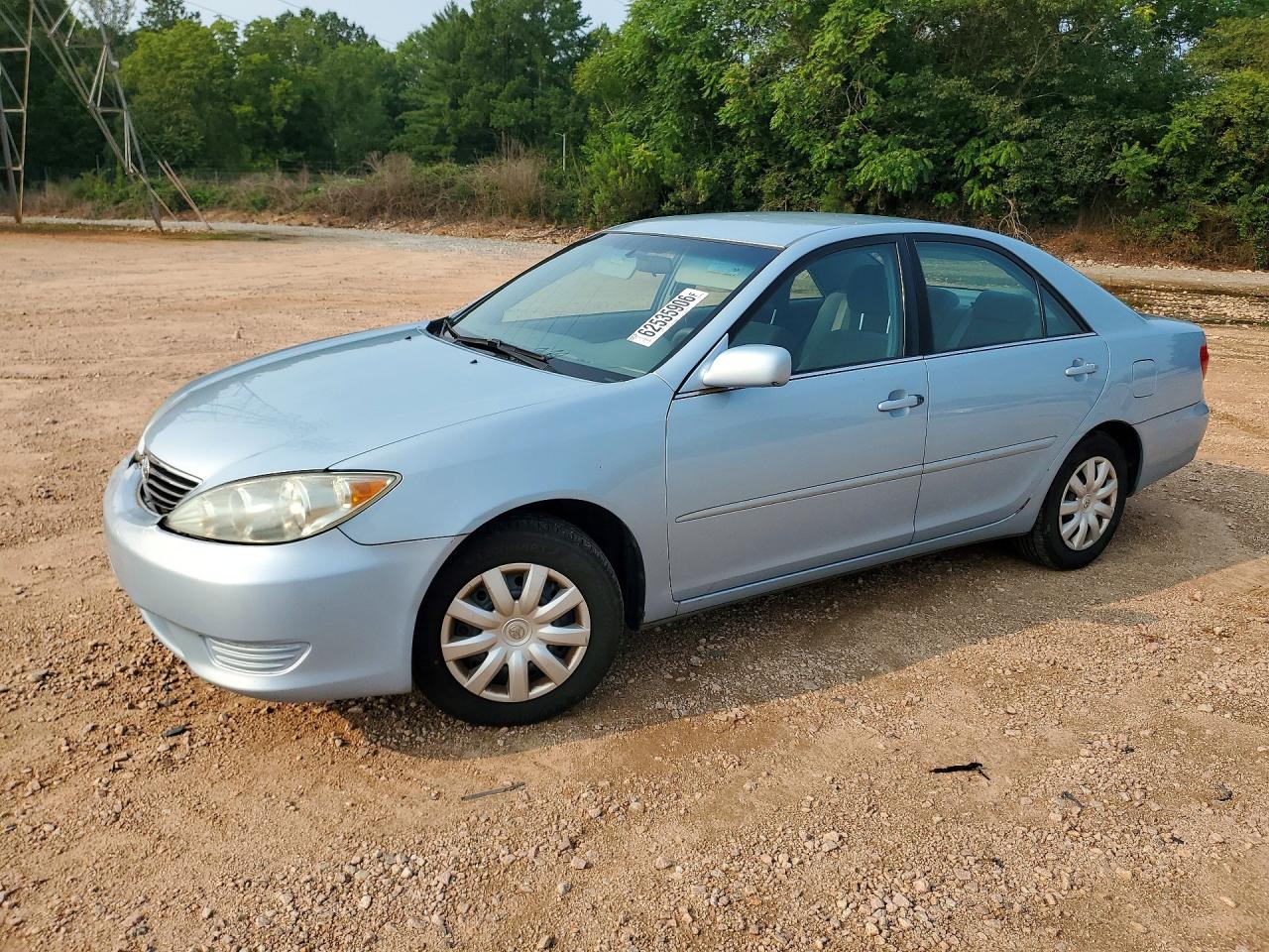 2005 Toyota Camry Le Blue vin: 4T1BE32K85U543490
