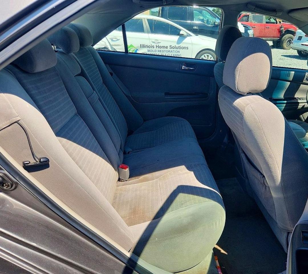 2005 Toyota Camry Le Gray vin: 4T1BE32K85U554439