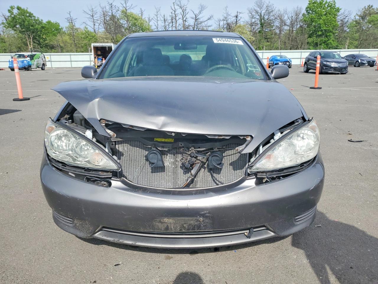 2005 Toyota Camry Le Серый vin: 4T1BE32K85U558586