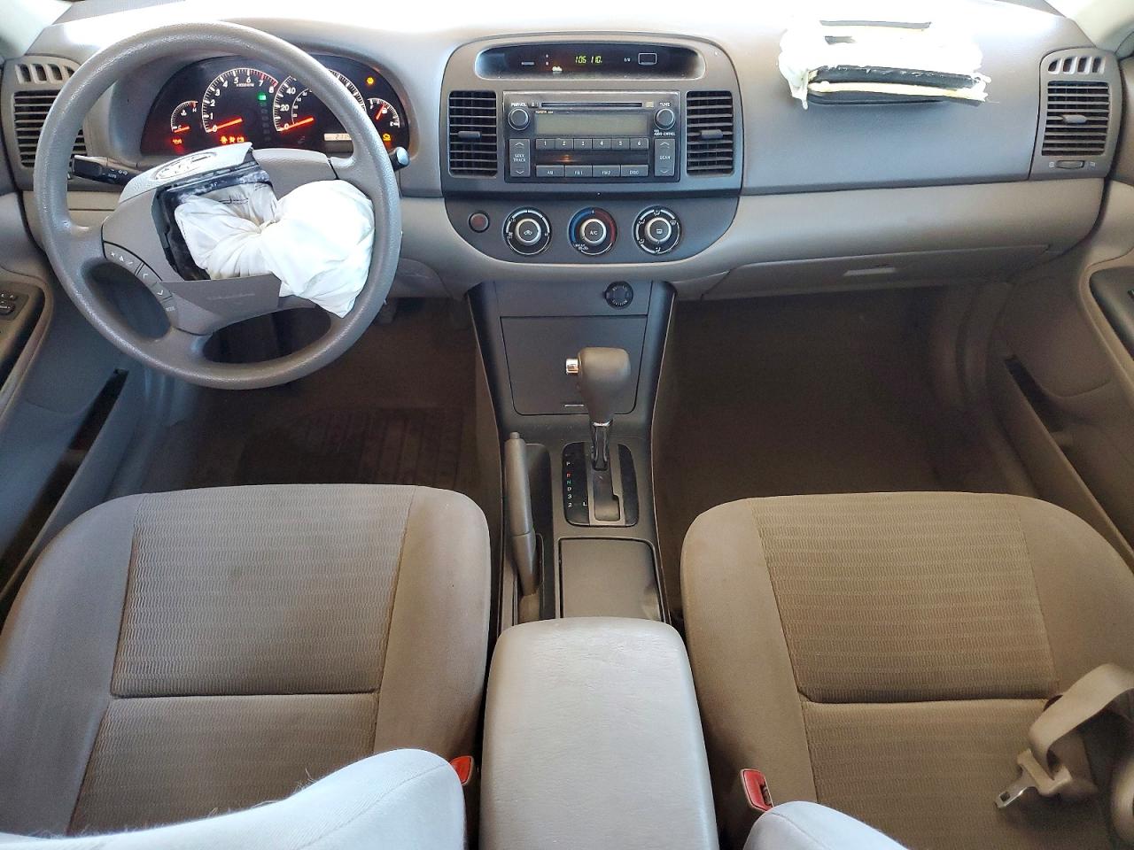 2005 Toyota Camry Le White vin: 4T1BE32K85U558703
