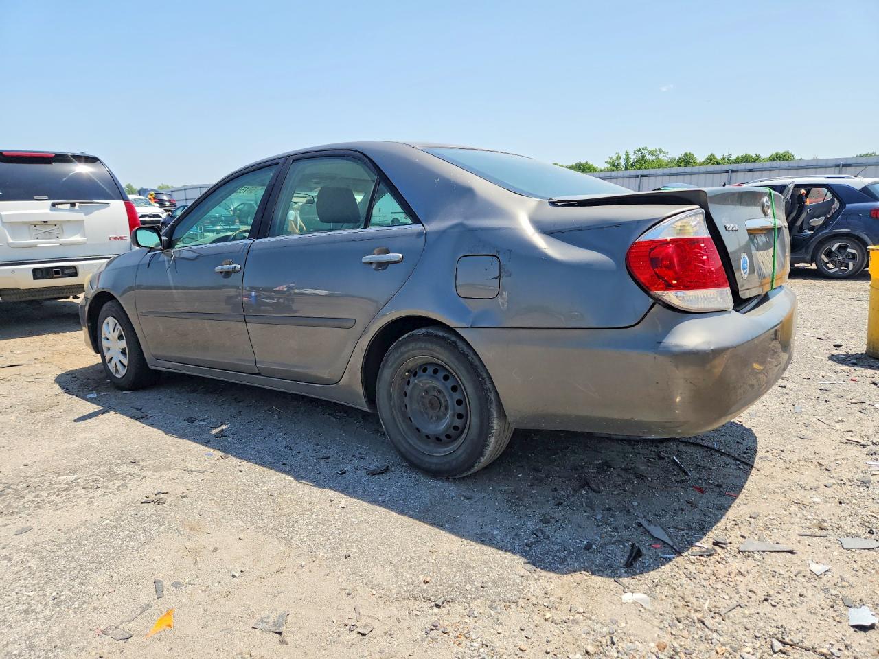 2005 Toyota Camry Standard Серый vin: 4T1BE32K85U590308