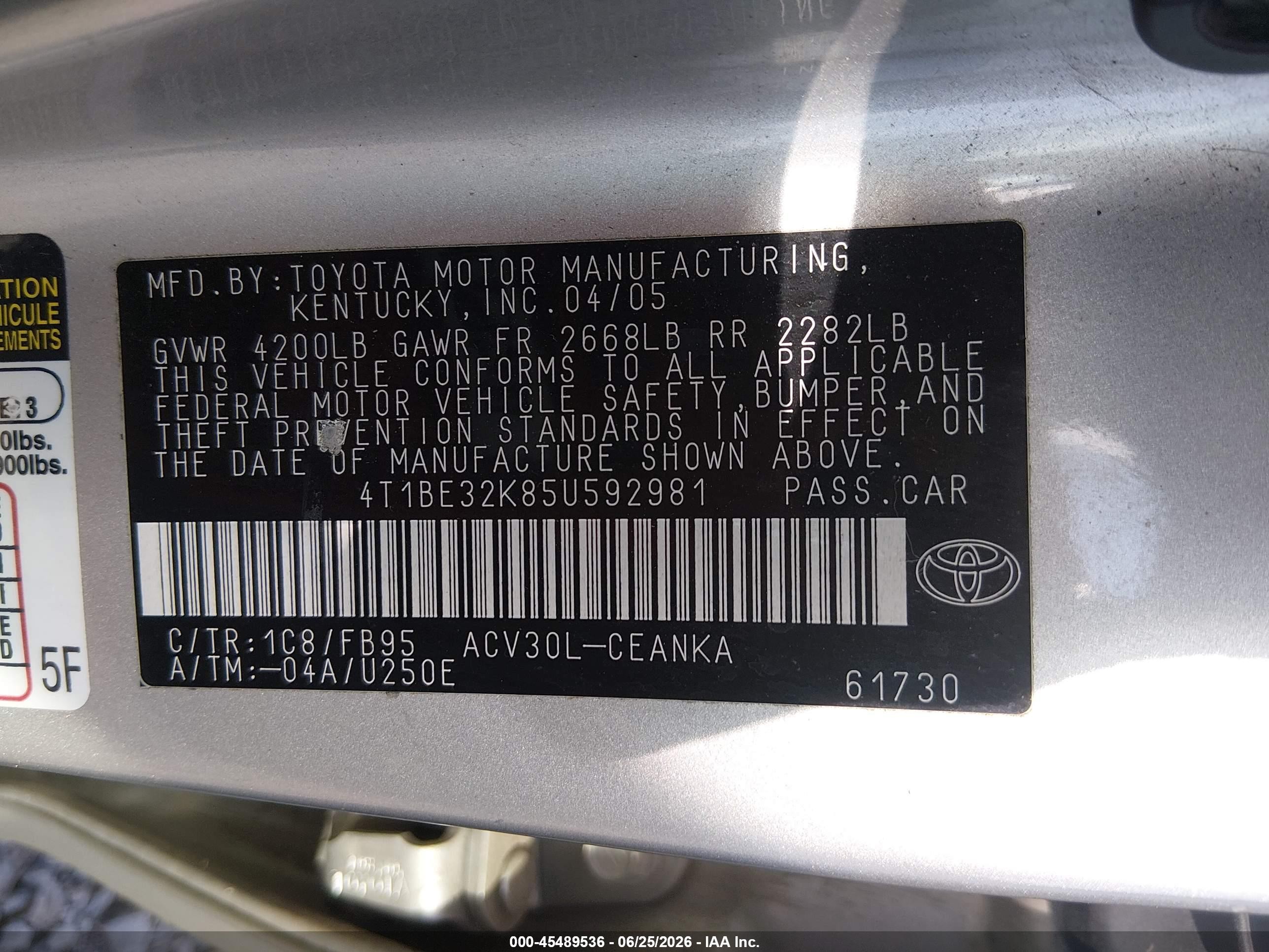 2005 Toyota Camry Le Gray vin: 4T1BE32K85U592981