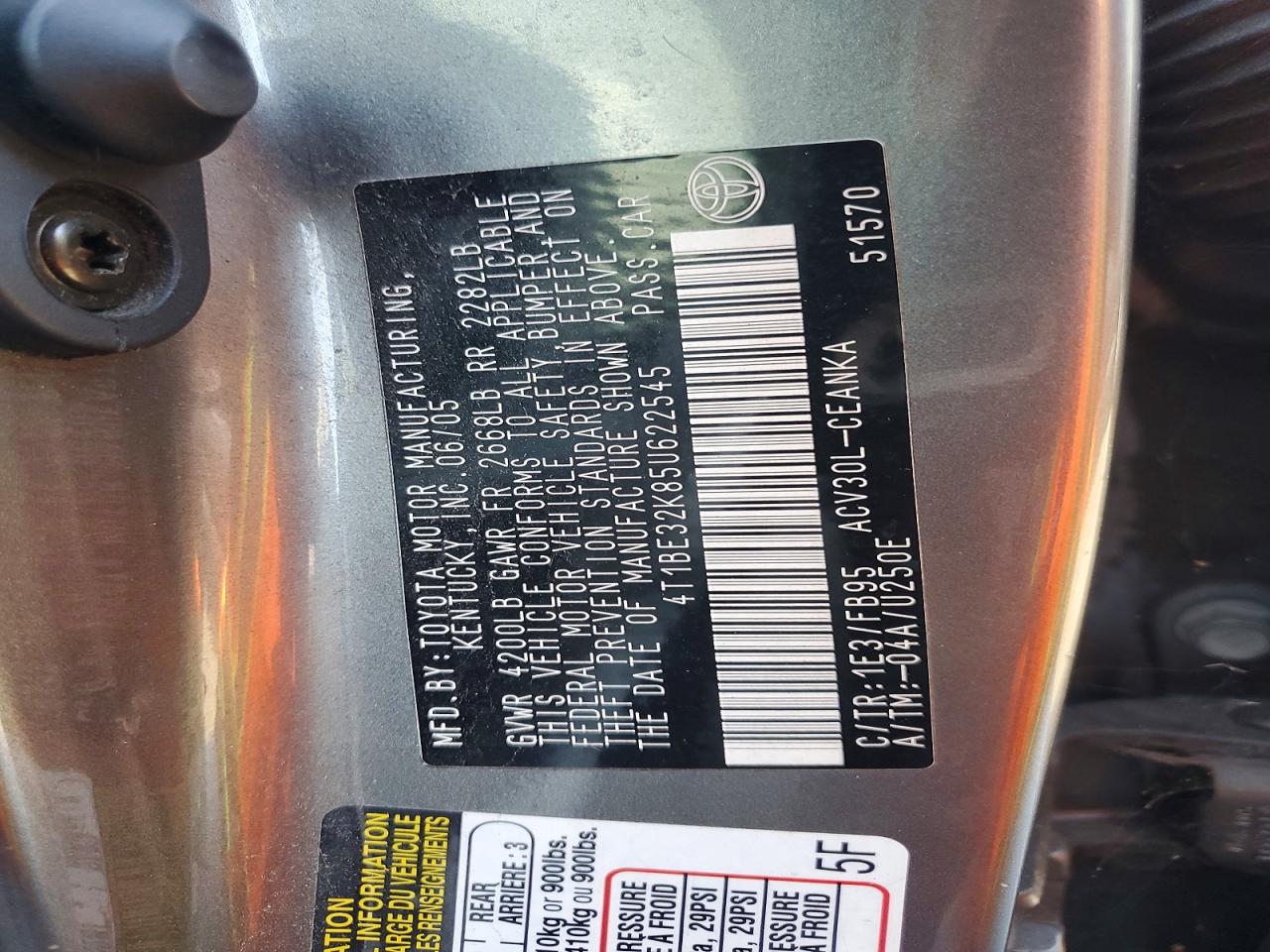 2005 Toyota Camry Le Gray vin: 4T1BE32K85U622545