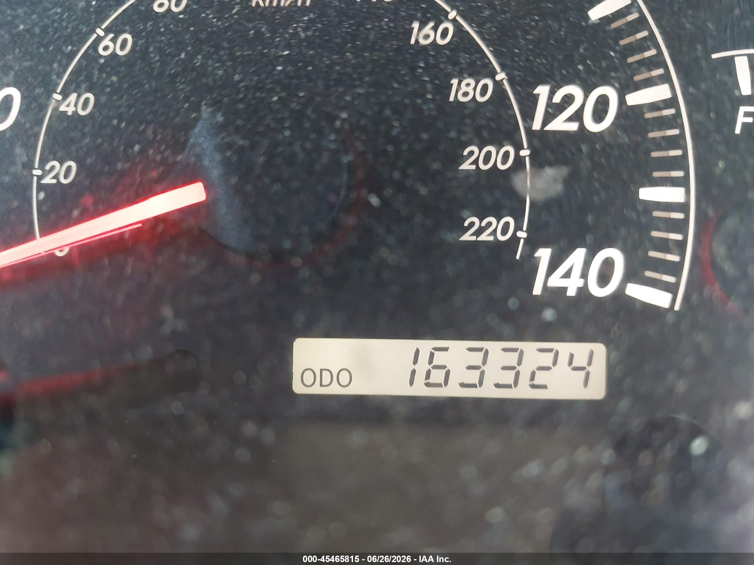 2005 Toyota Camry Le Gold vin: 4T1BE32K85U944070