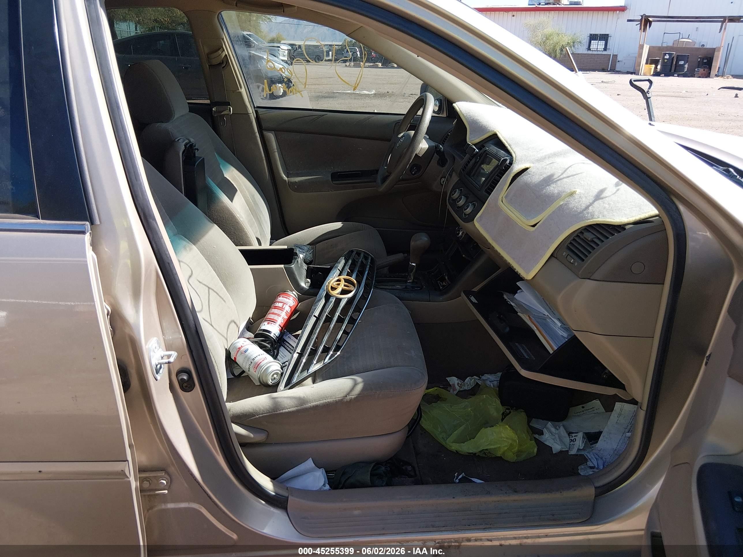 2005 Toyota Camry Le Beige vin: 4T1BE32K85U979322