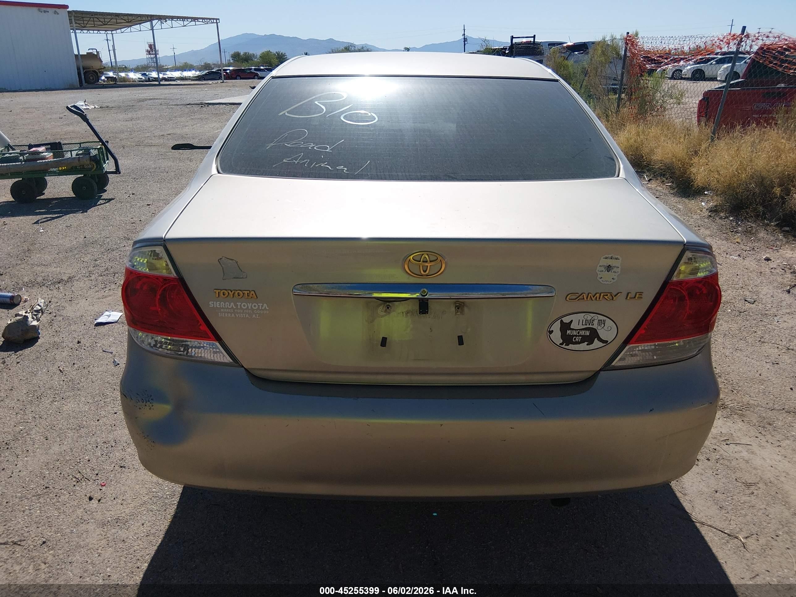 2005 Toyota Camry Le Beige vin: 4T1BE32K85U979322