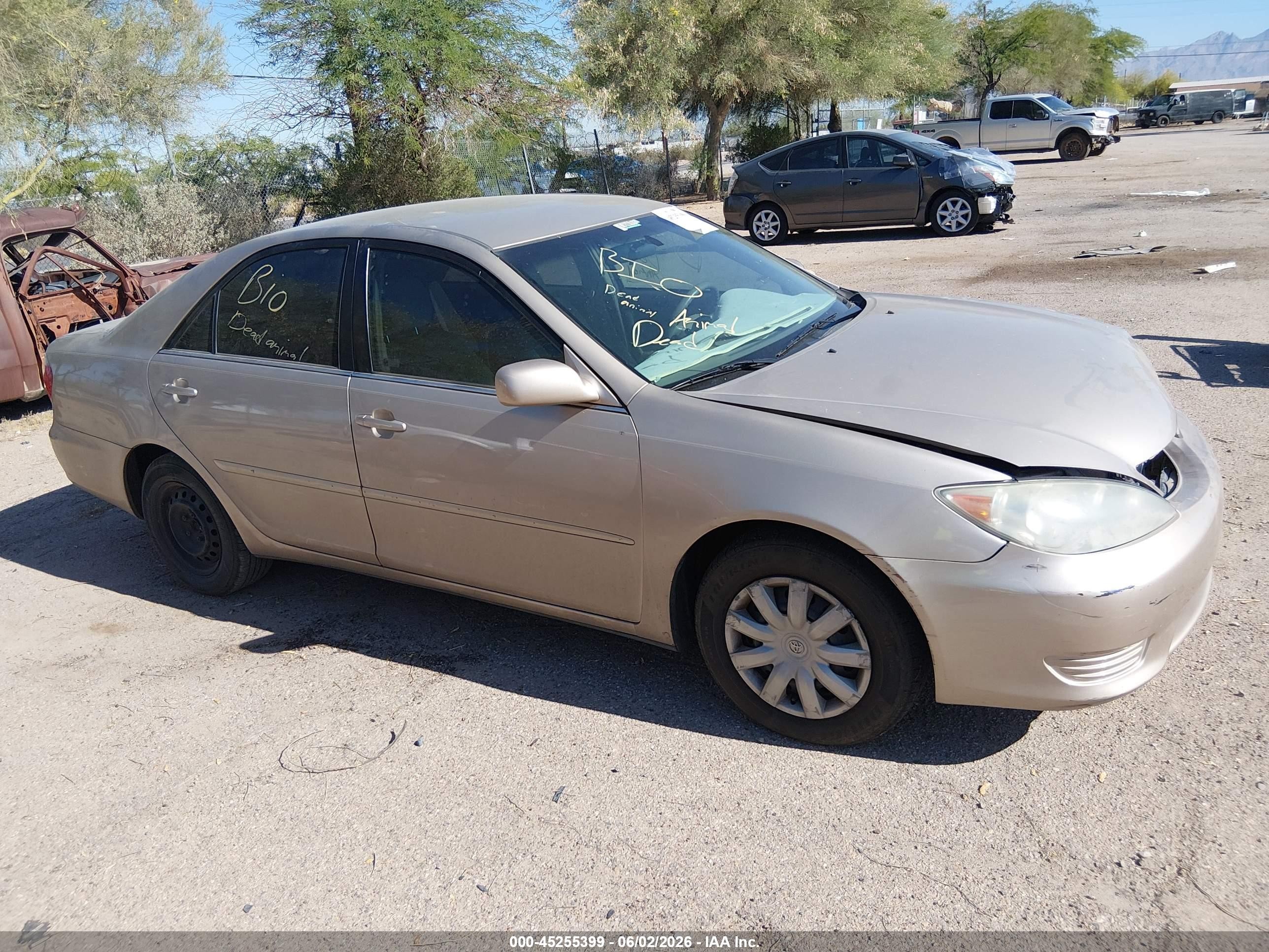 2005 Toyota Camry Le Beige vin: 4T1BE32K85U979322