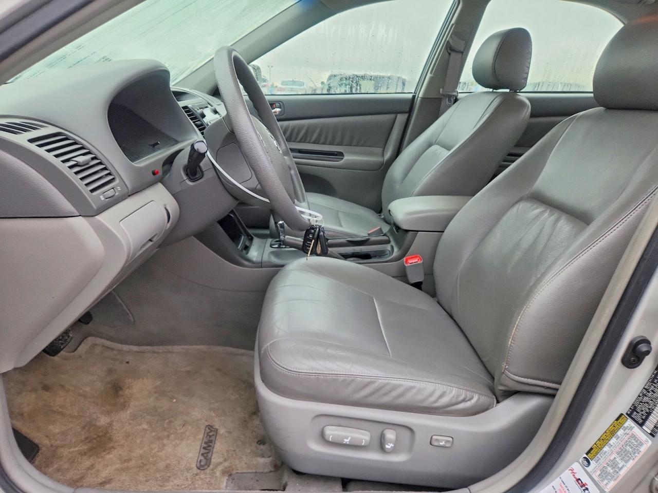 2005 Toyota Camry Le Серебряный vin: 4T1BE32K85U987646