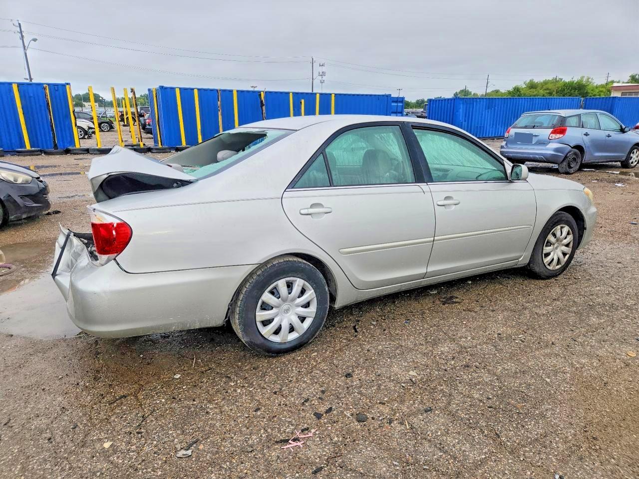 2005 Toyota Camry Le Серебряный vin: 4T1BE32K85U987646
